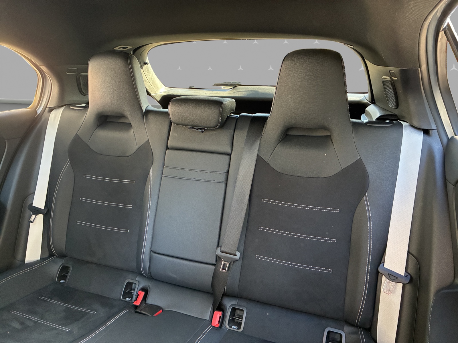 MERCEDES-BENZ A 220 4Matic 8G-DCT-image-13