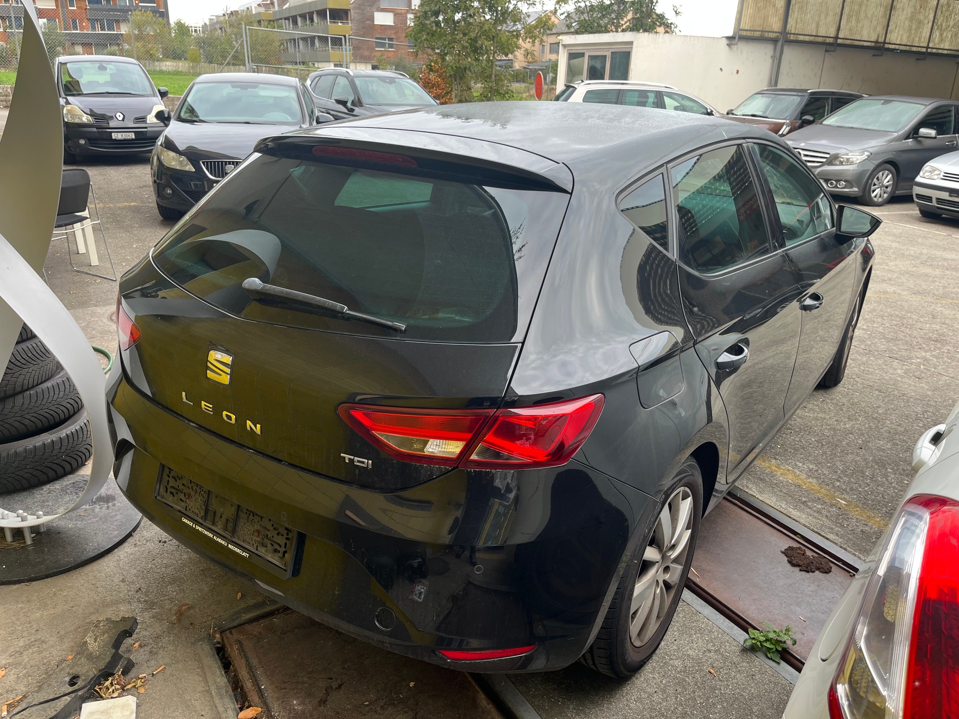 SEAT 1.6 TDI- Automat-image-3
