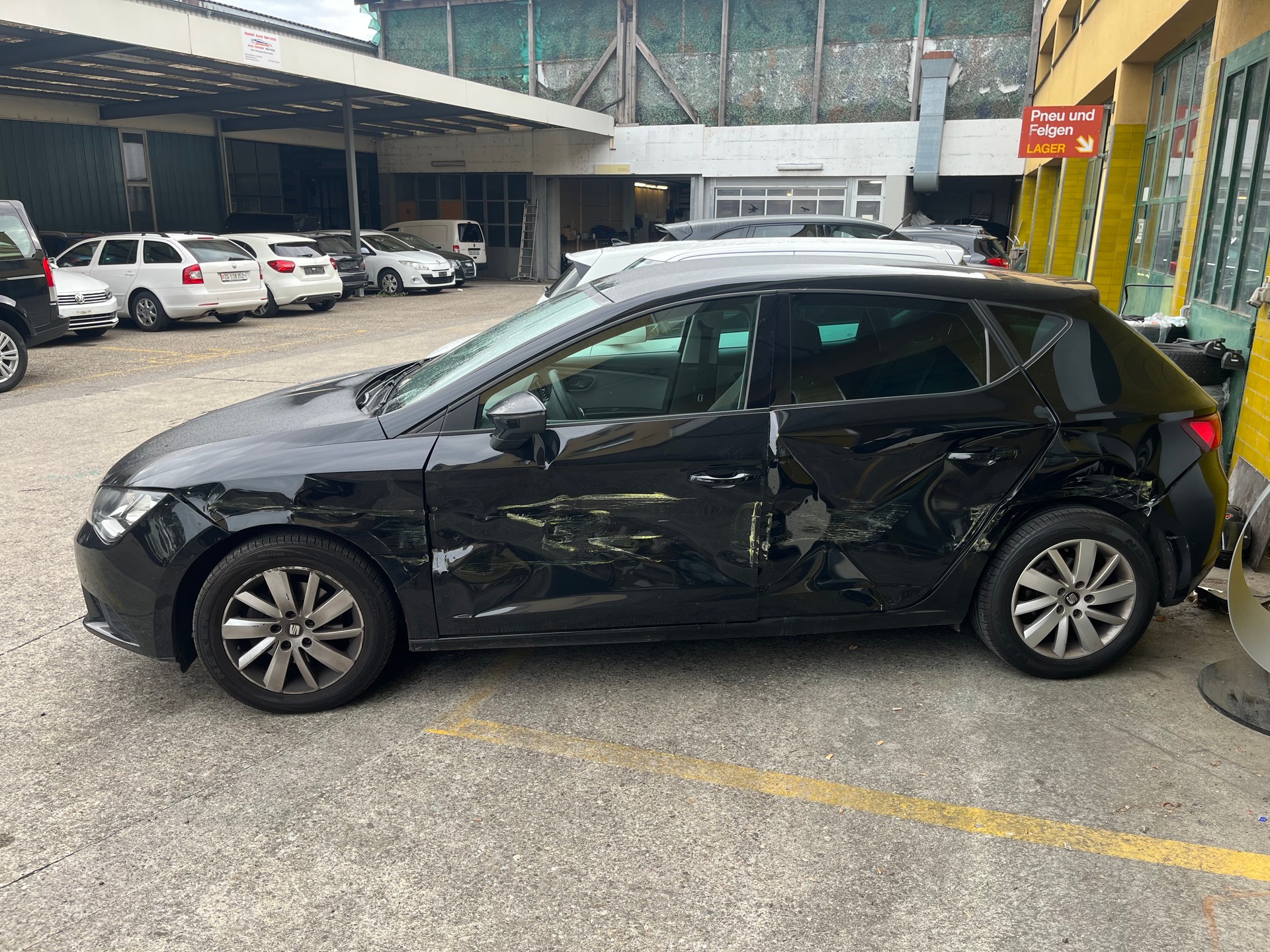 SEAT 1.6 TDI- Automat-image-1