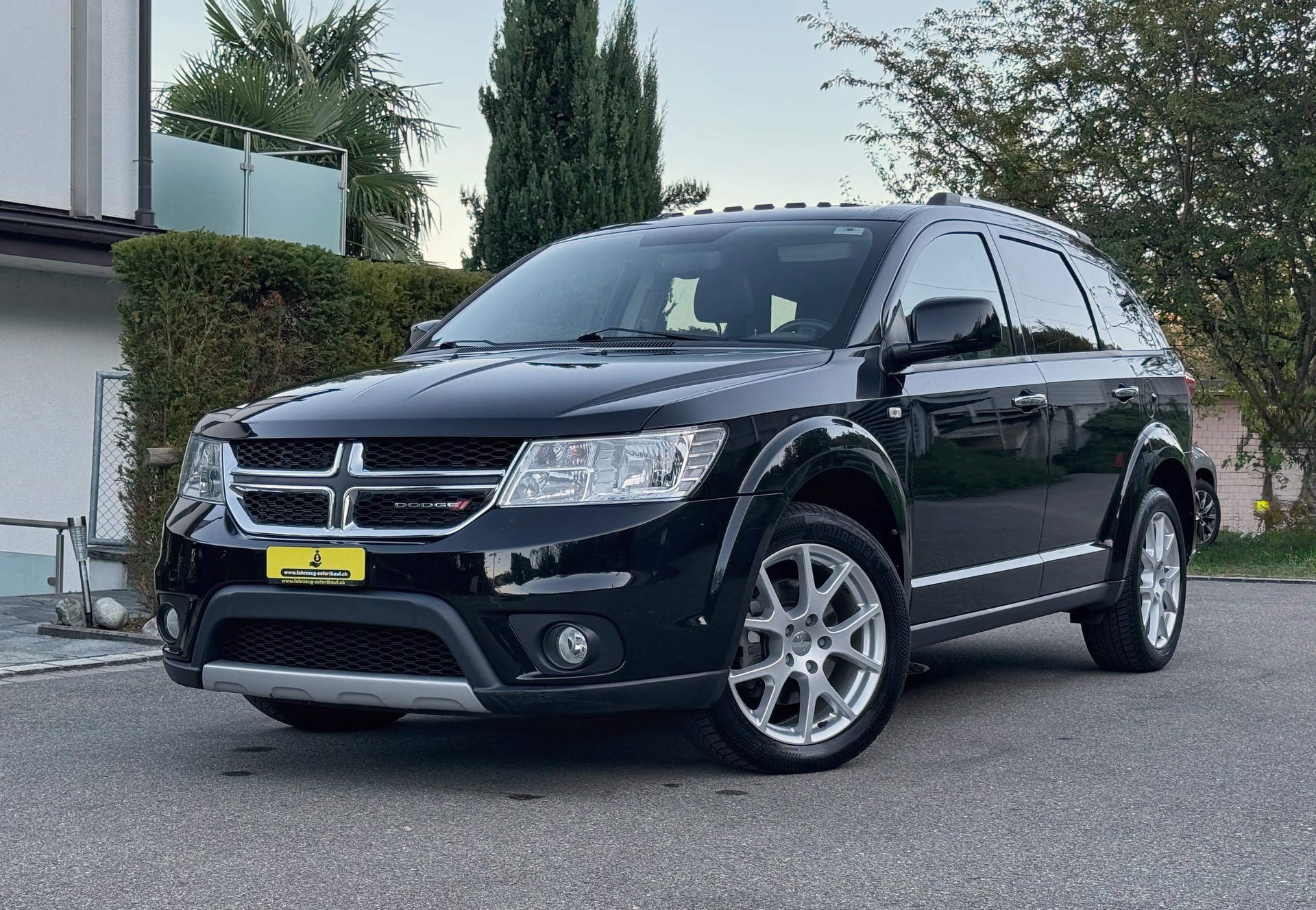DODGE 2.4 Automatic | 7 Plätze | Leder | Navi | DVD | Kamera | Kindersitz | 19 Zoll | Frisch Ab MFK-image-7