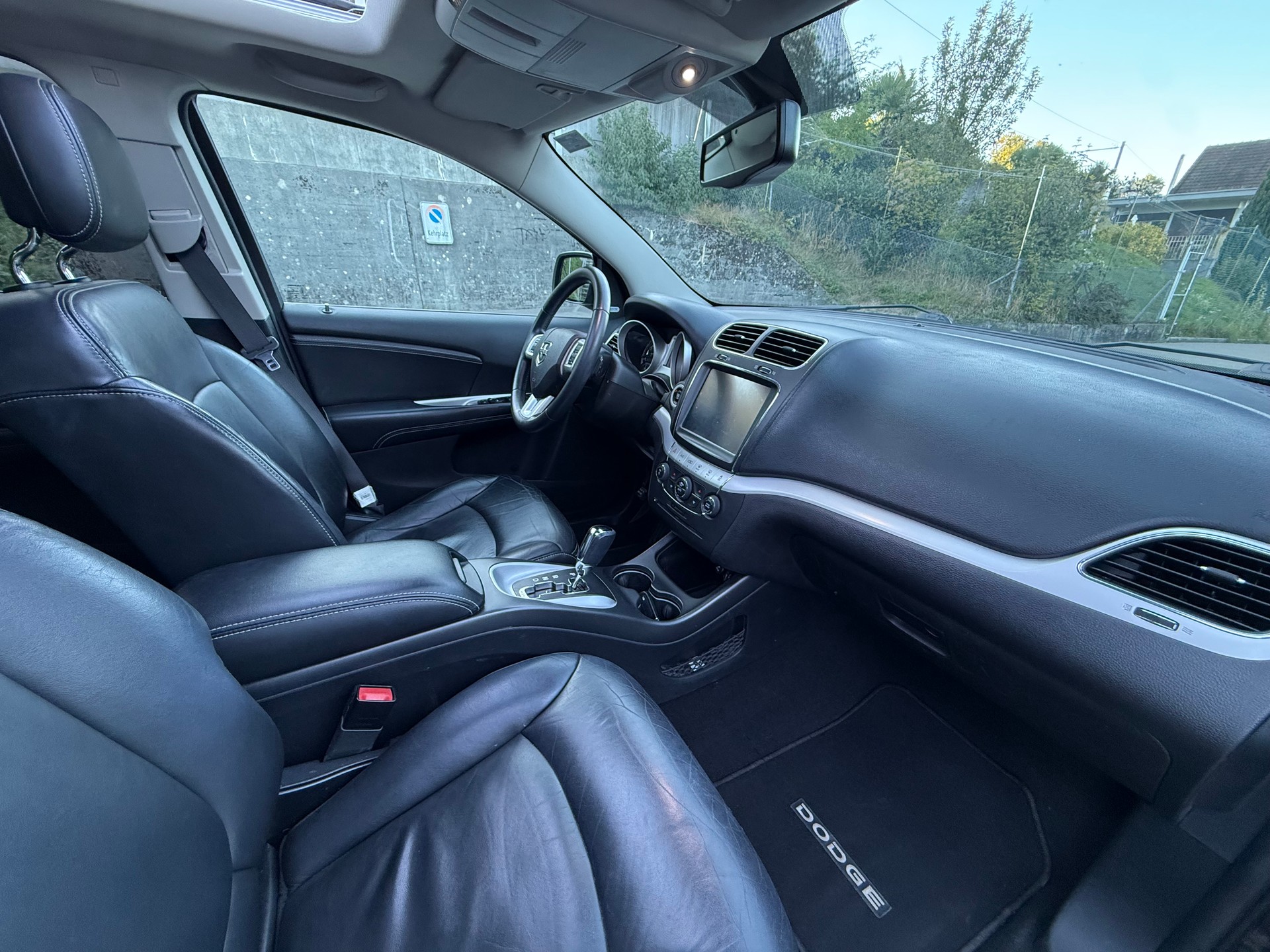DODGE 2.4 Automatic | 7 Plätze | Leder | Navi | DVD | Kamera | Kindersitz | 19 Zoll | Frisch Ab MFK-image-11