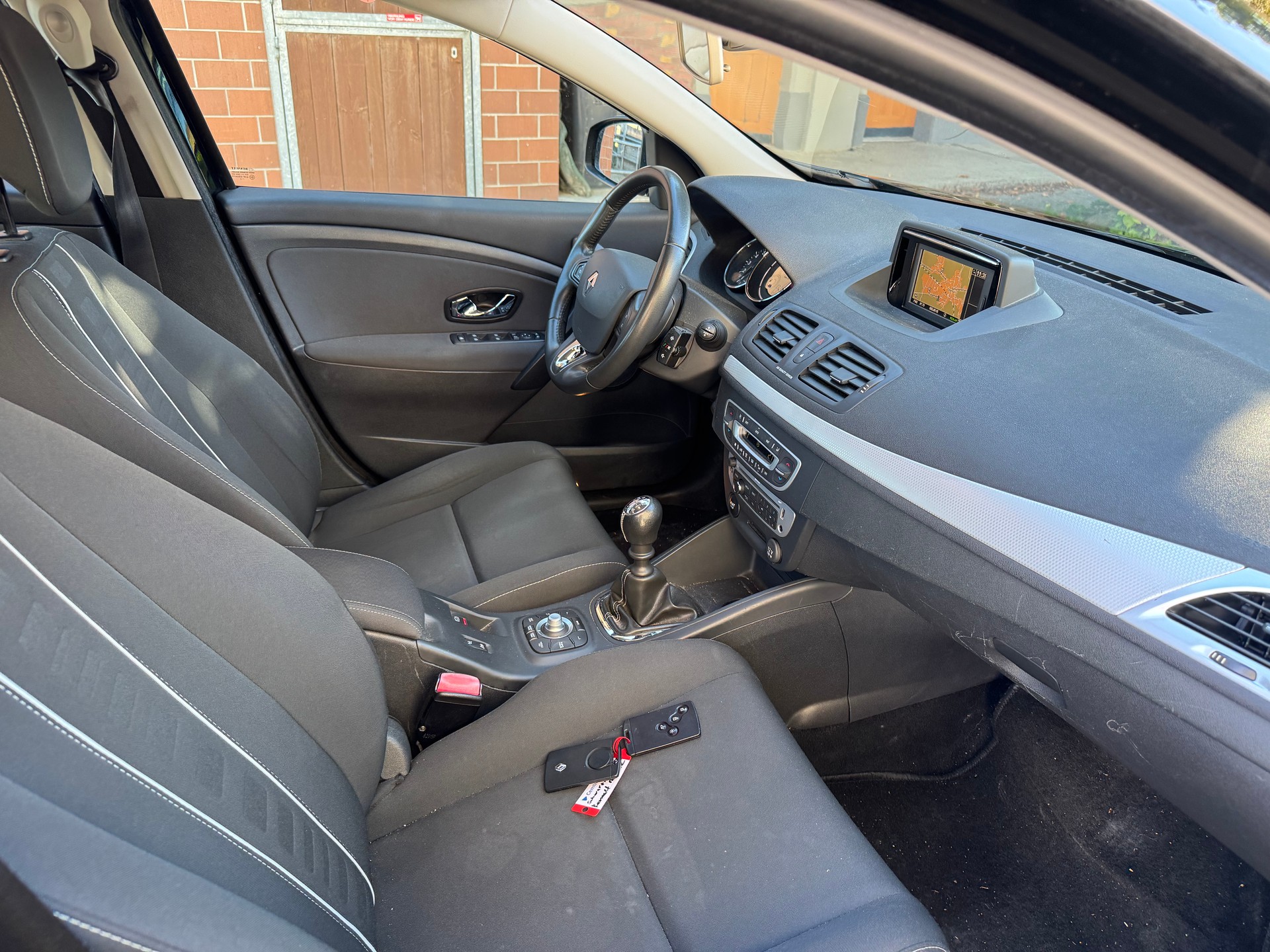 RENAULT Mégane Grandtour 1.2 16V Turbo Dynamique-image-10