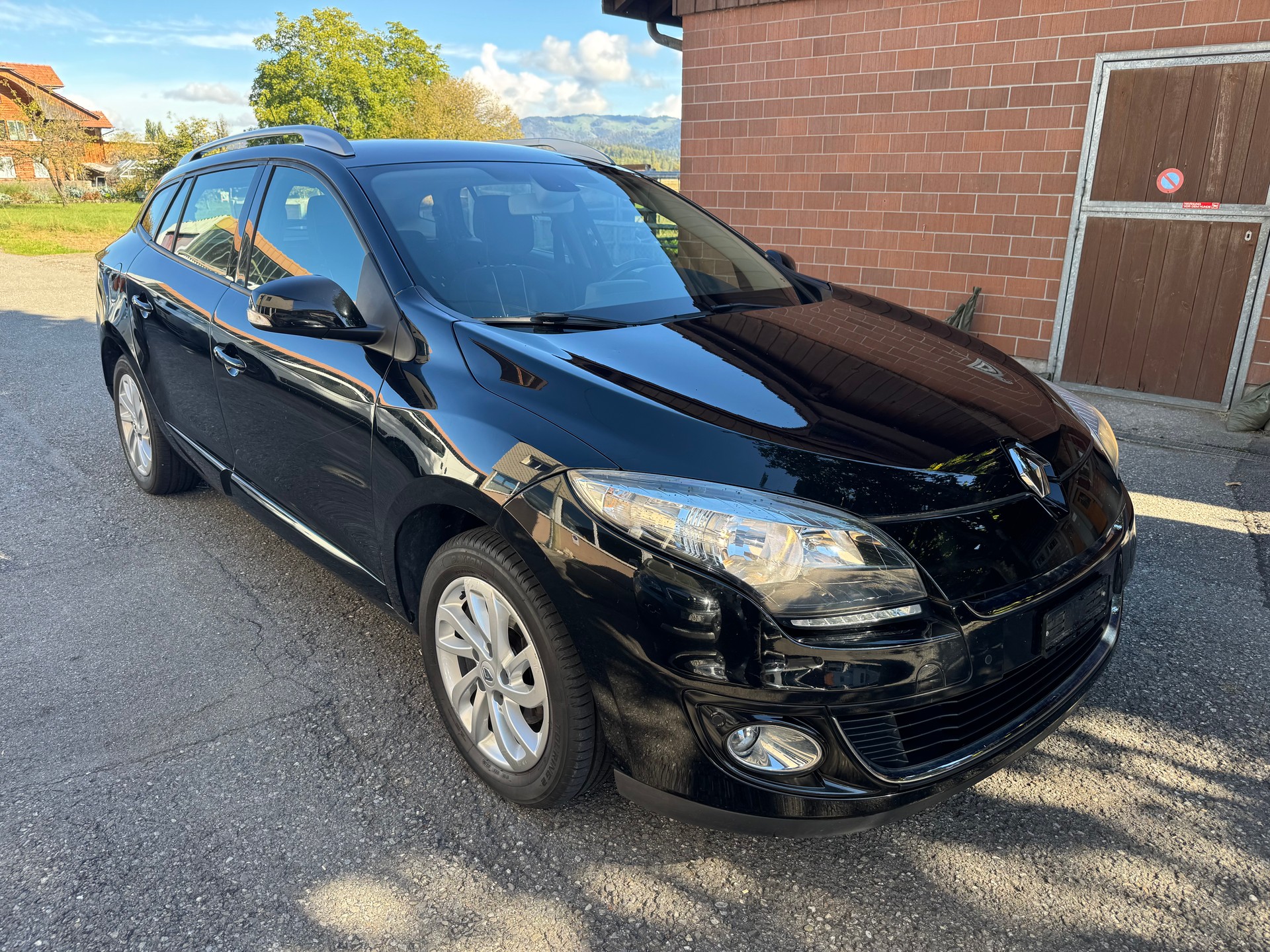 RENAULT Mégane Grandtour 1.2 16V Turbo Dynamique-image-2