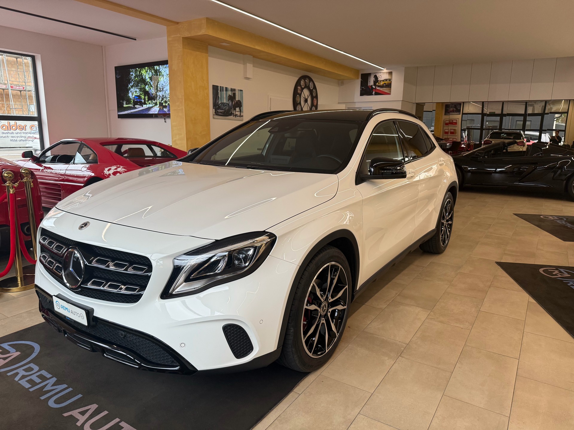MERCEDES-BENZ GLA 200 Night Star 7G-DCT-image-7