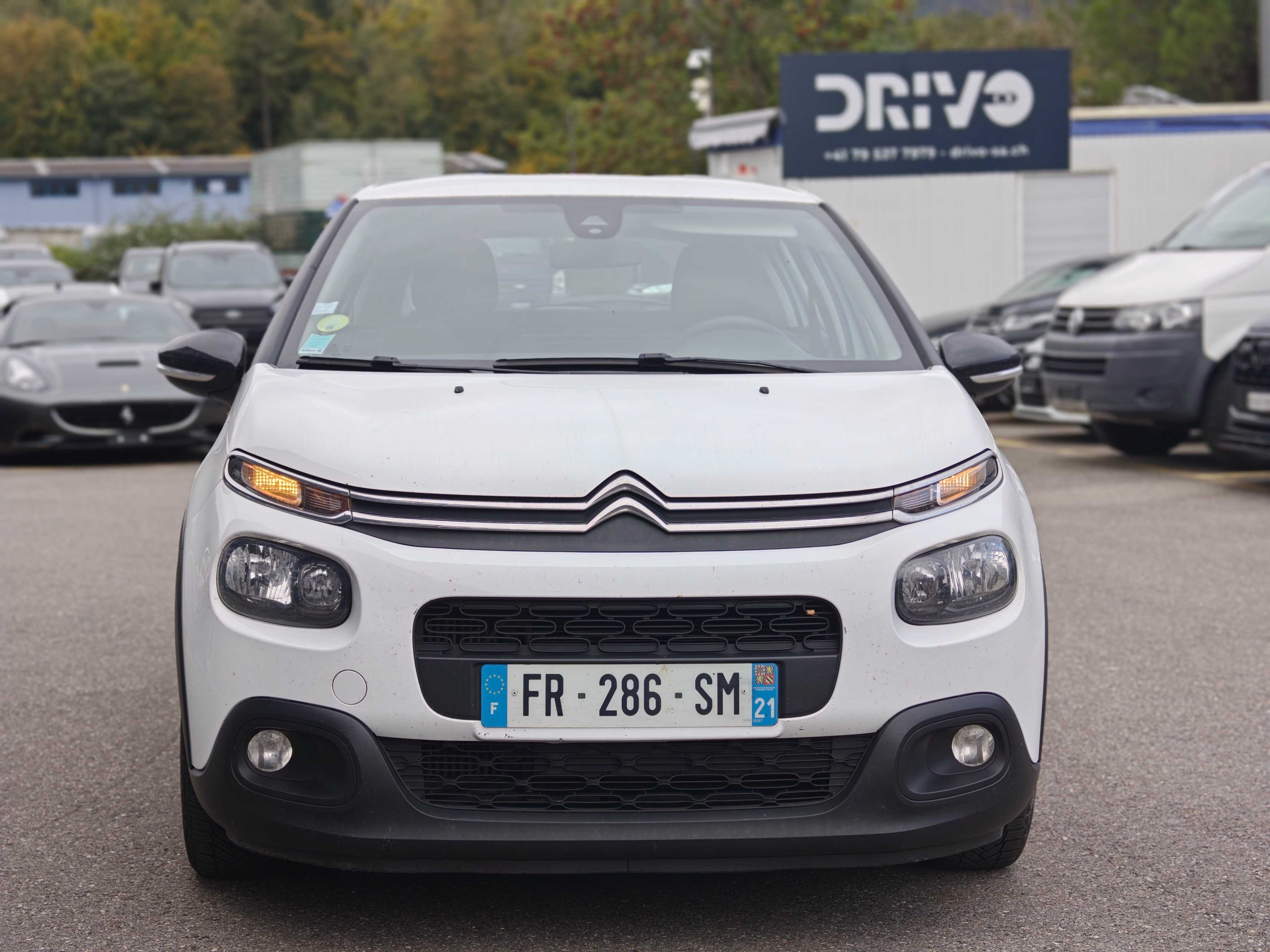 Car photo