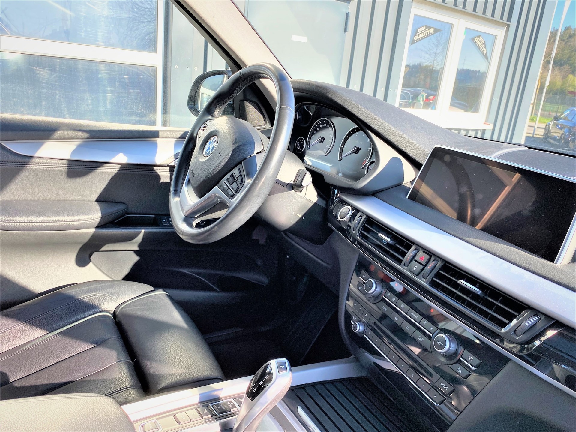 BMW X5 40e xDrive-image-9