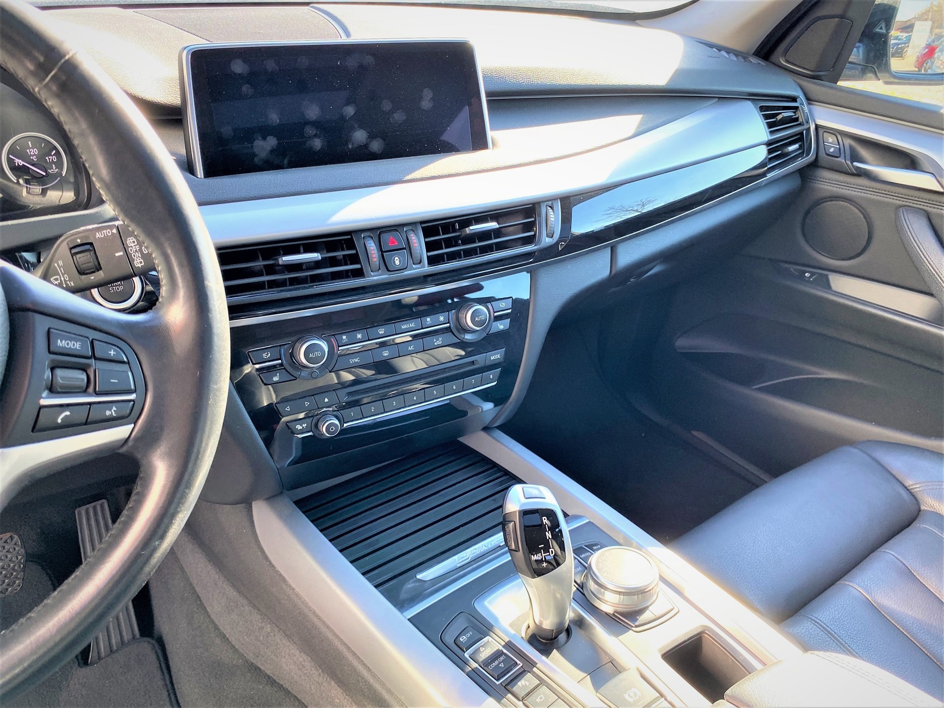 BMW X5 40e xDrive-image-3