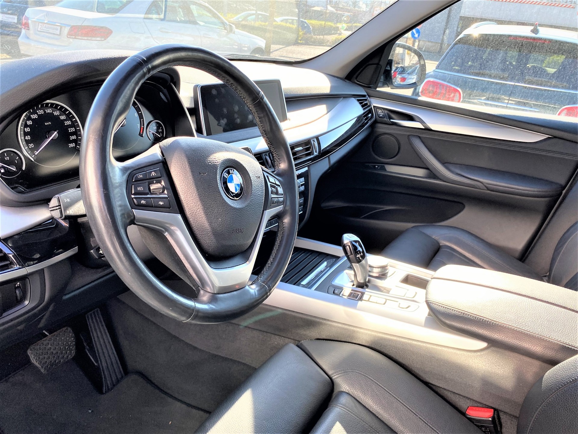 BMW X5 40e xDrive-image-5