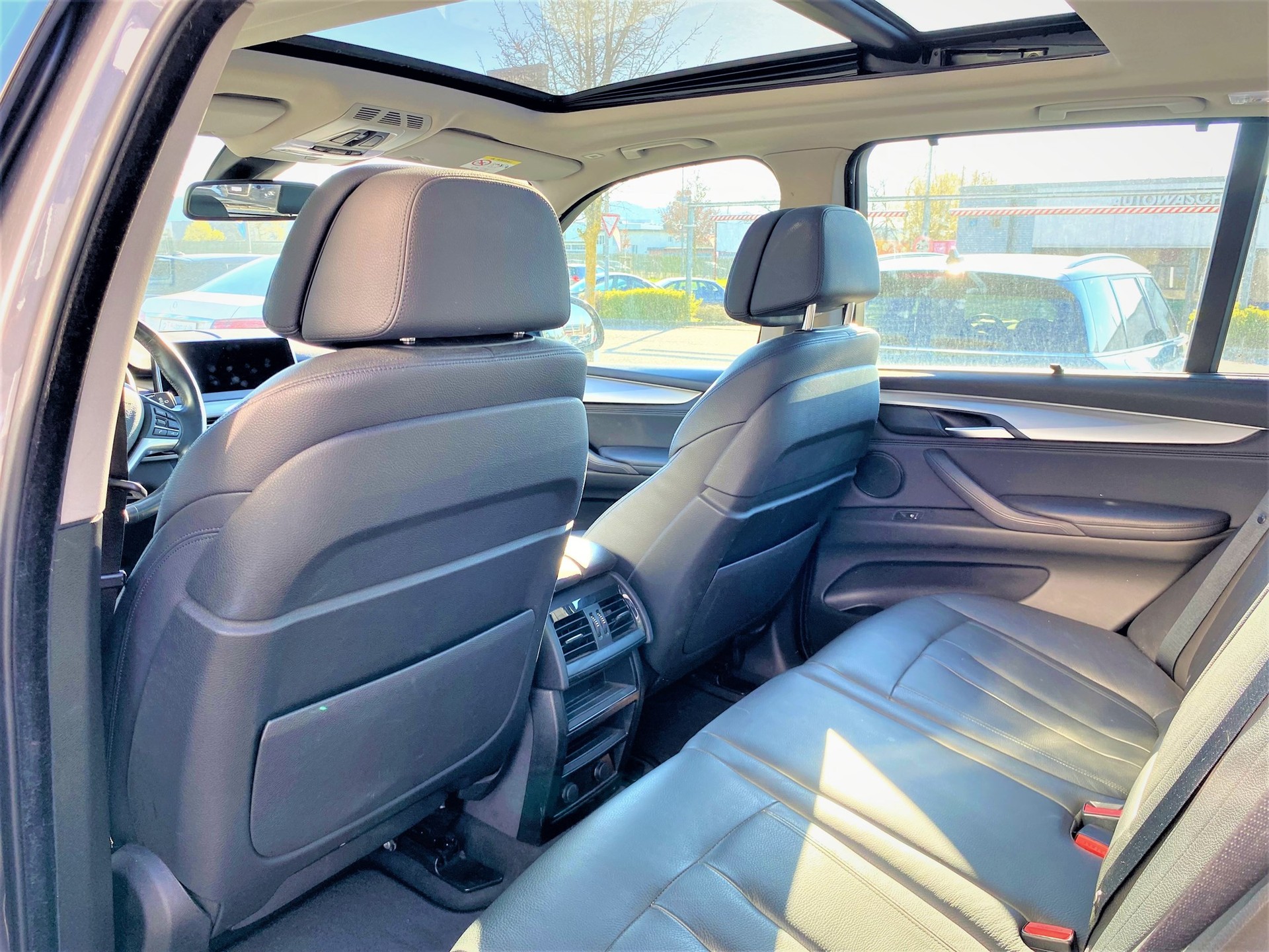 BMW X5 40e xDrive-image-8