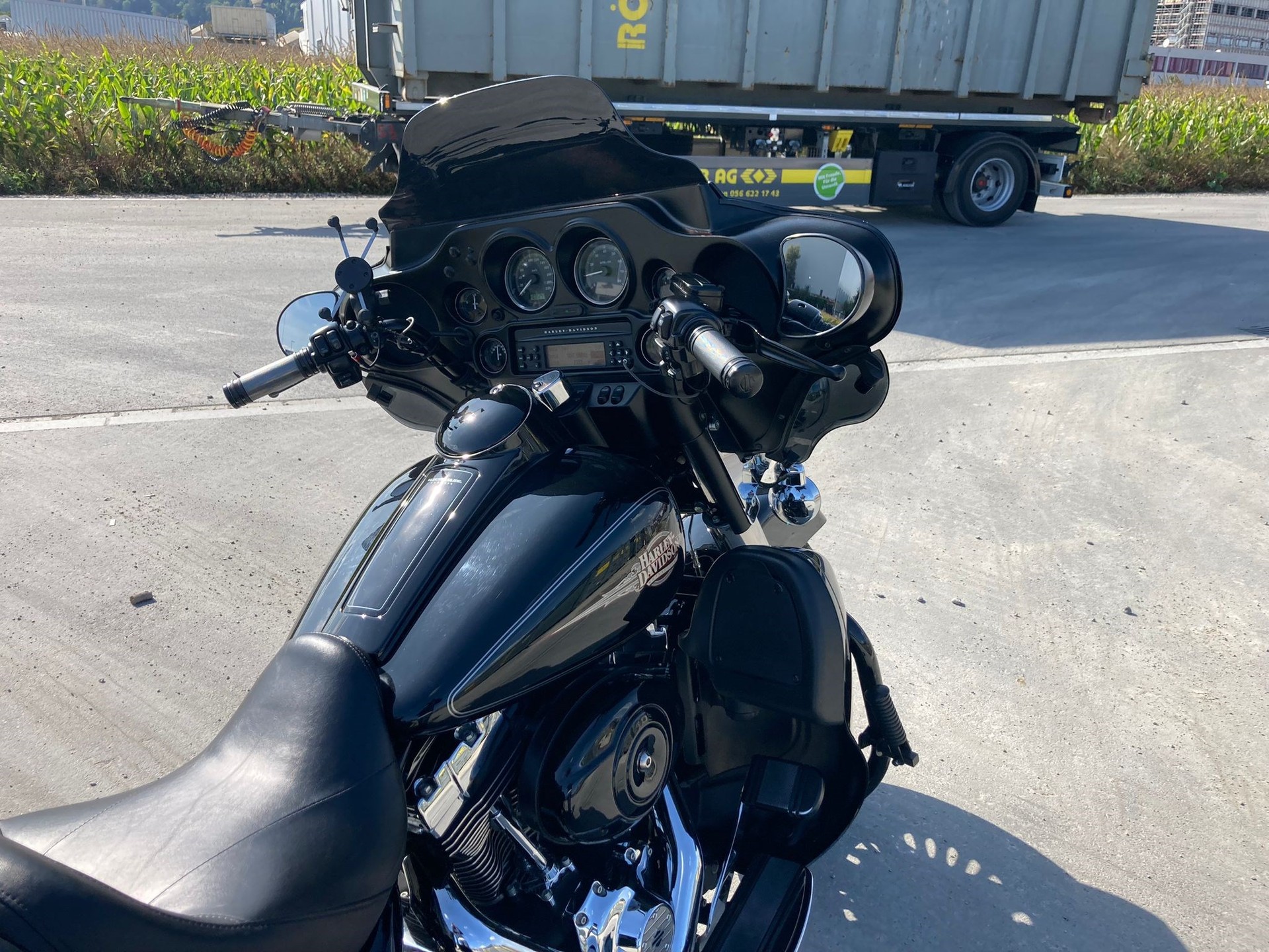 HARLEY-DAVIDSON FLHTC Electra Glide Classic ABS-image-2