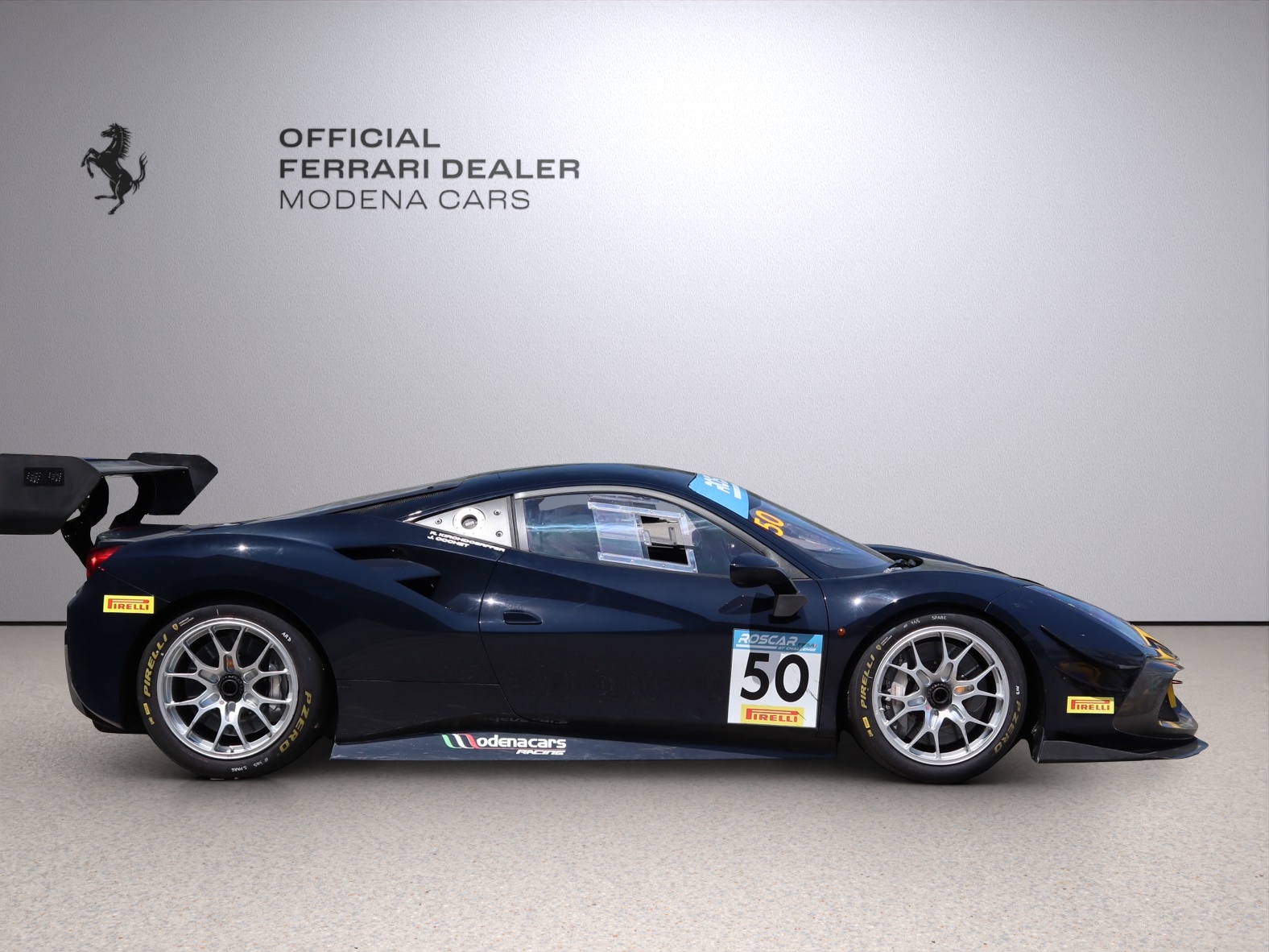 FERRARI 488 Challenge-image-6