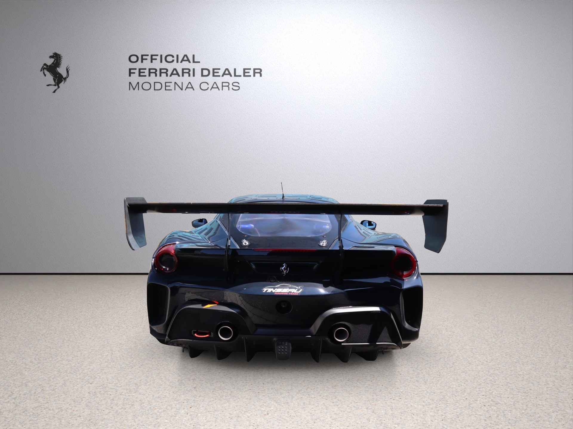 FERRARI 488 Challenge-image-7