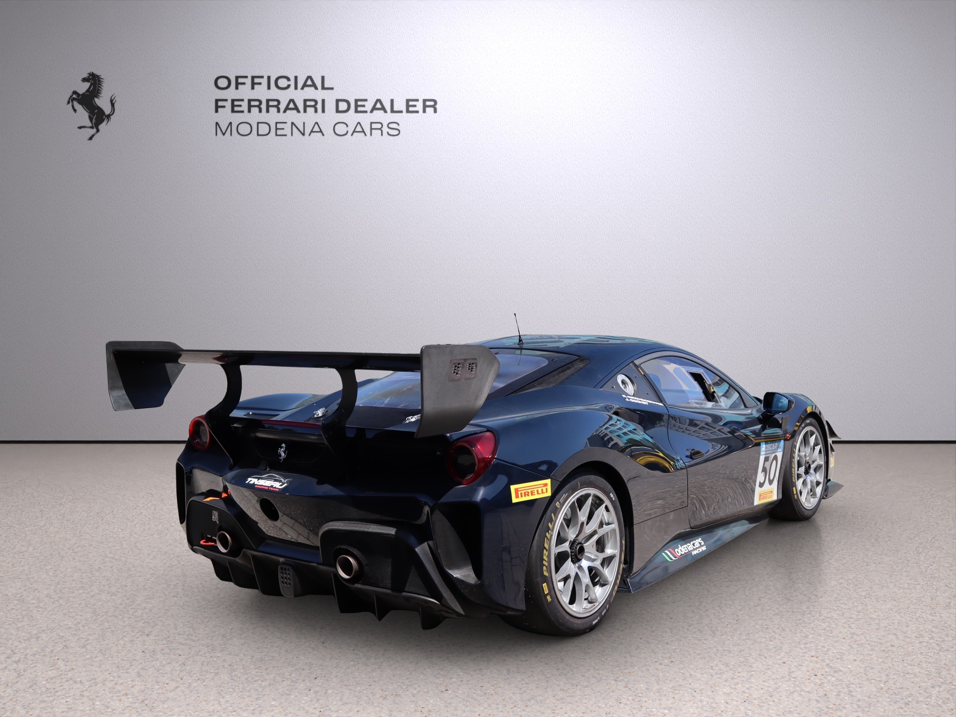 FERRARI 488 Challenge-image-1