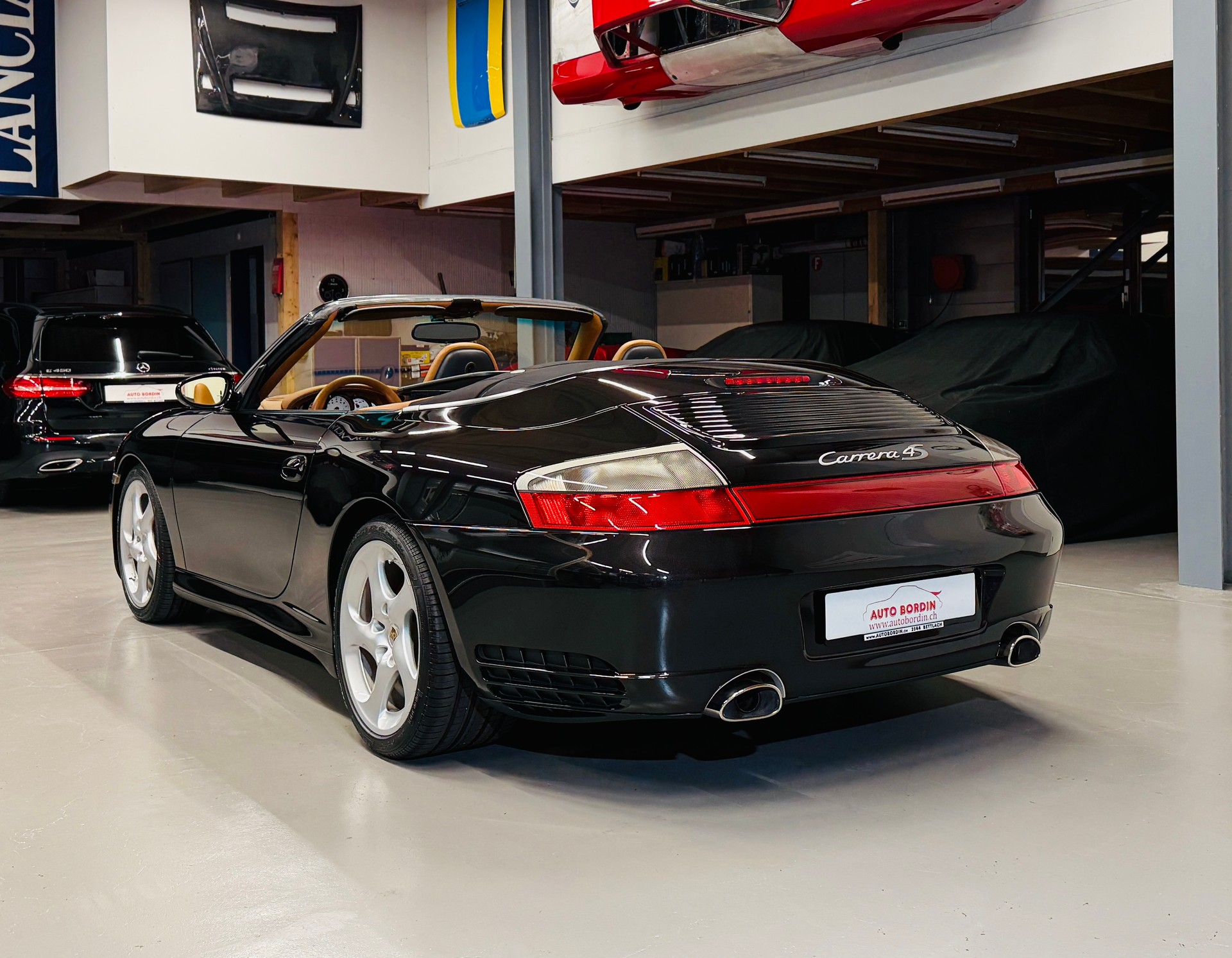 PORSCHE 911 Carrera 4 S Cabrio 4S „Basaltschwarz metallic“ 1. Lack-image-8