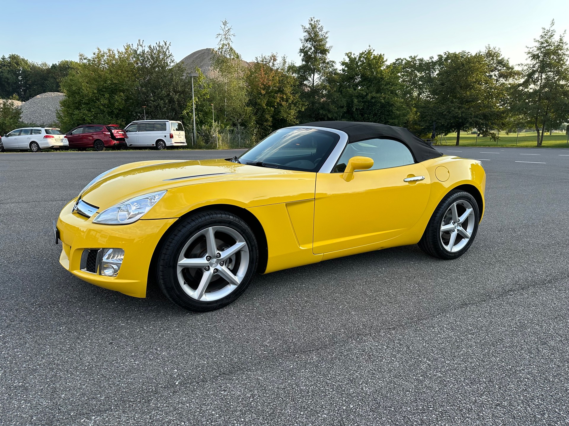 OPEL GT 2.0 Turbo-image-2