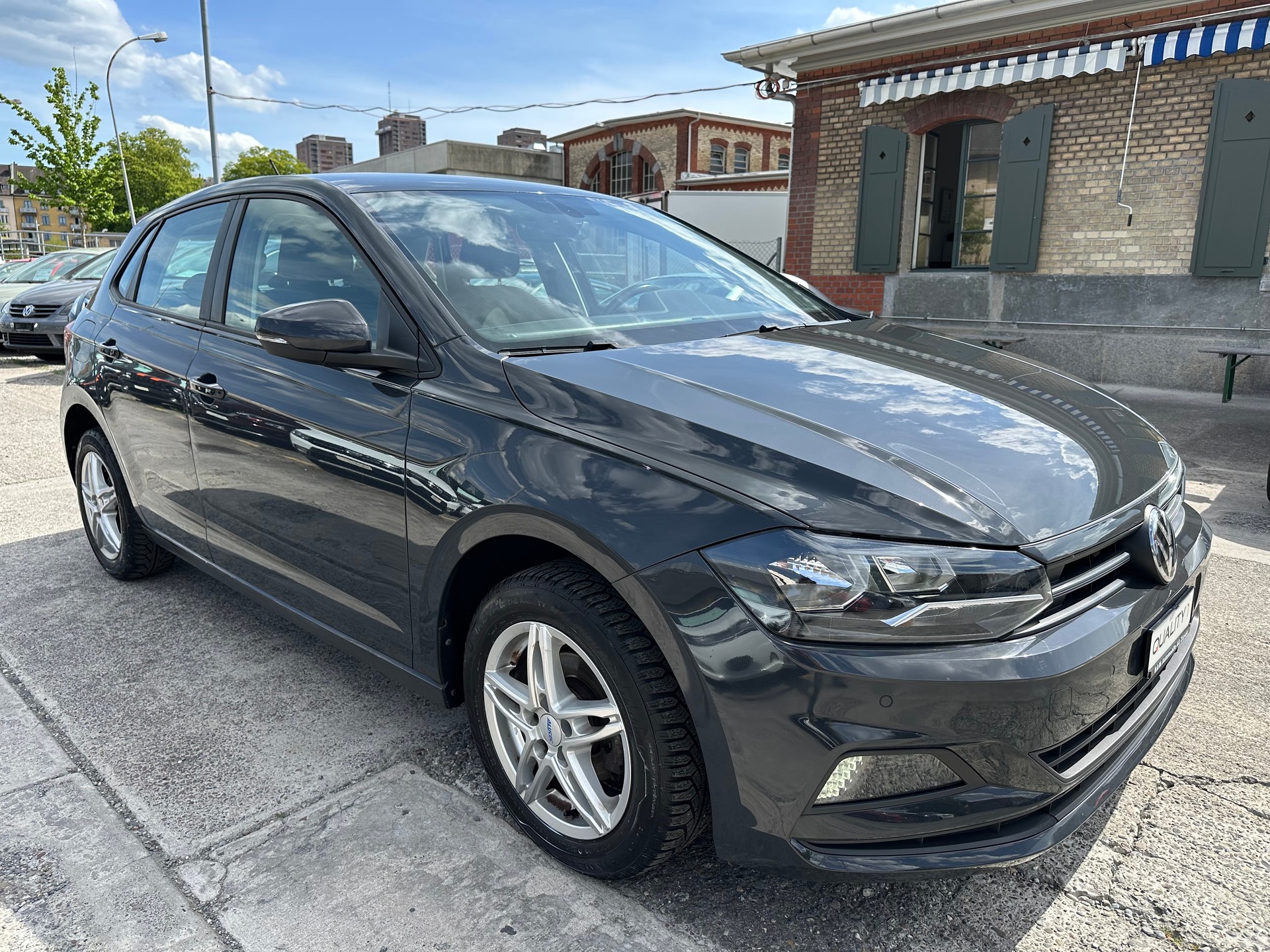 VW Polo 1.0 BMT Trendline-image-2