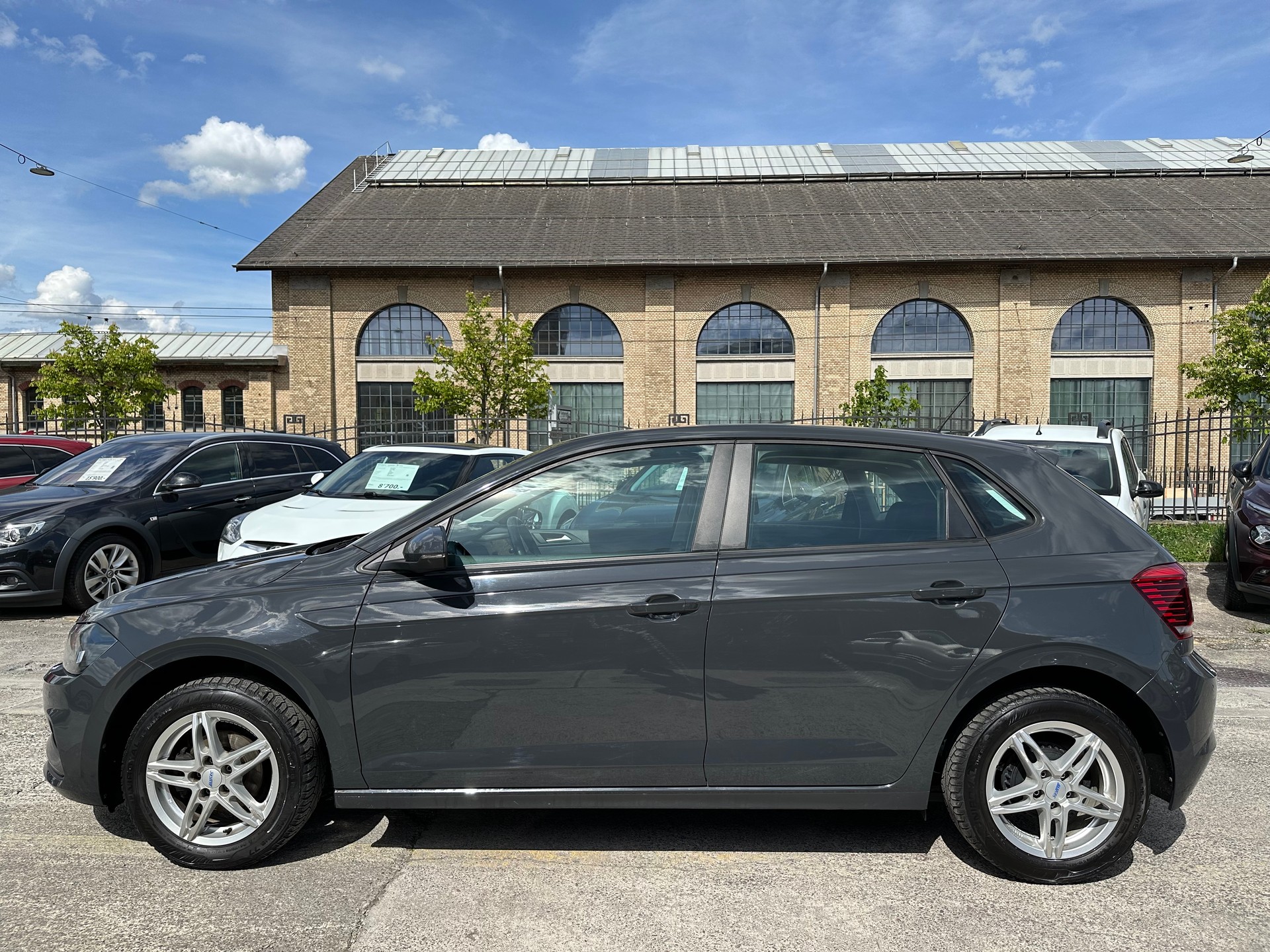 VW Polo 1.0 BMT Trendline-image-3