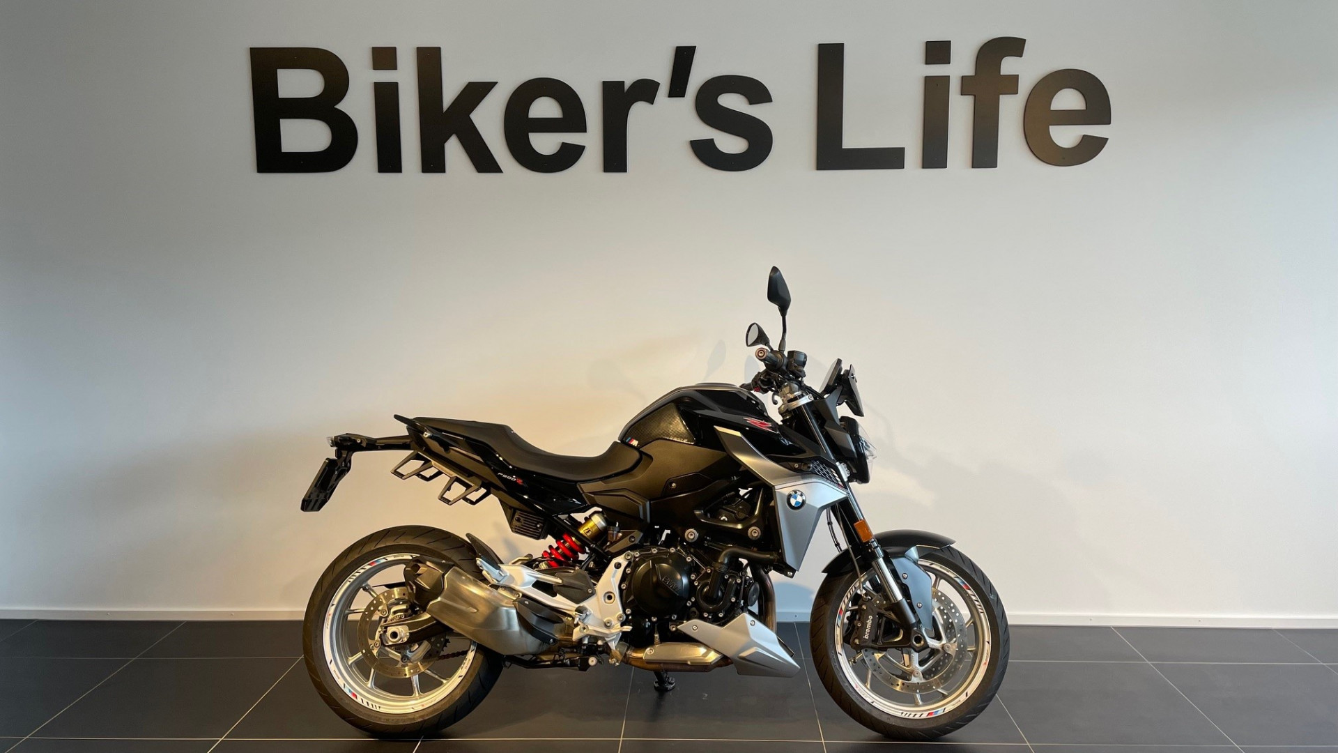BMW F 900 R