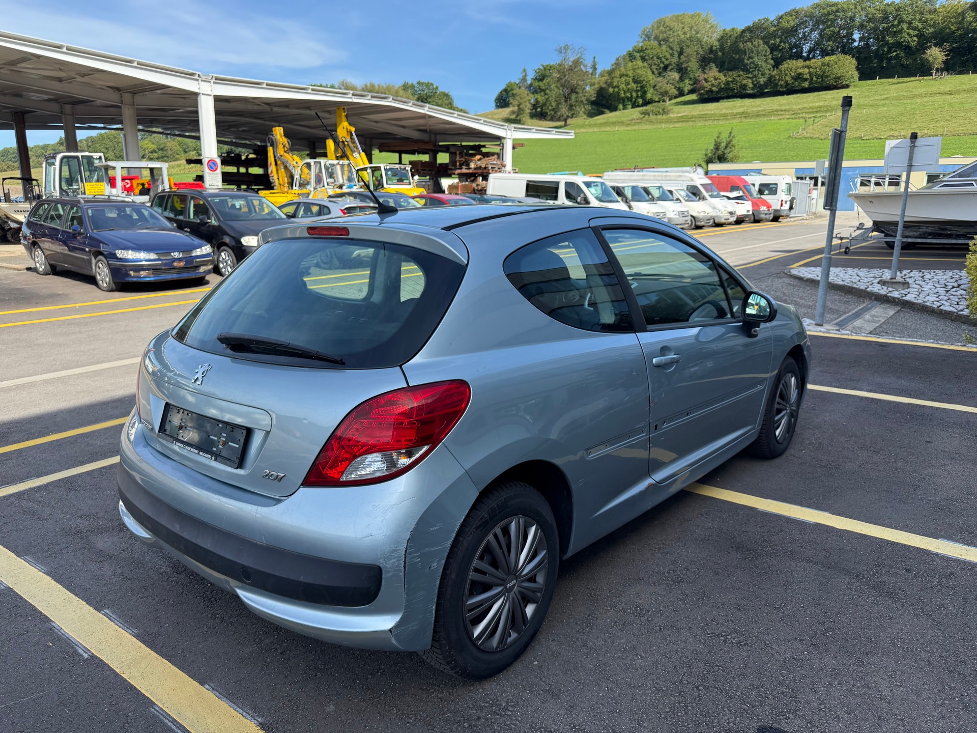 PEUGEOT 207 1.4 Urban-image-8
