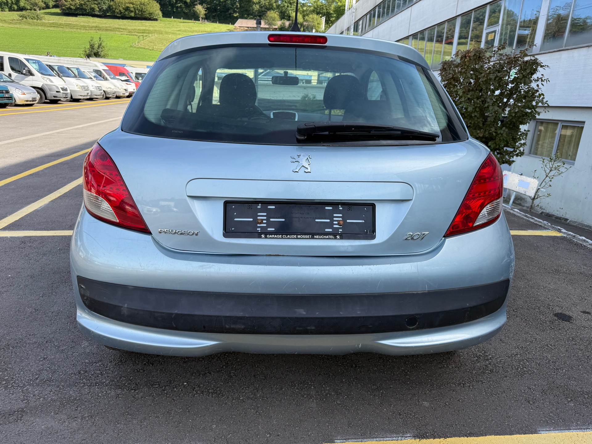 PEUGEOT 207 1.4 Urban-image-9