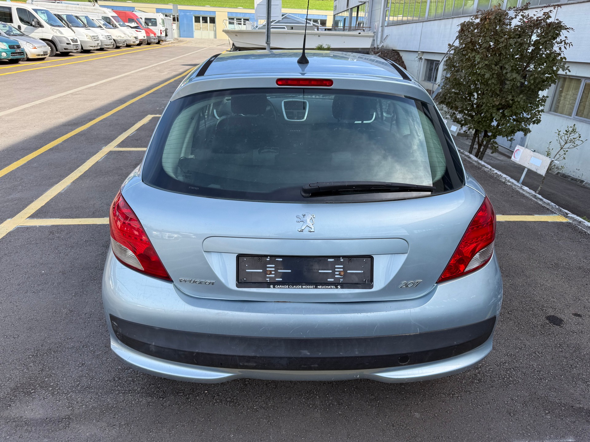 PEUGEOT 207 1.4 Urban-image-10
