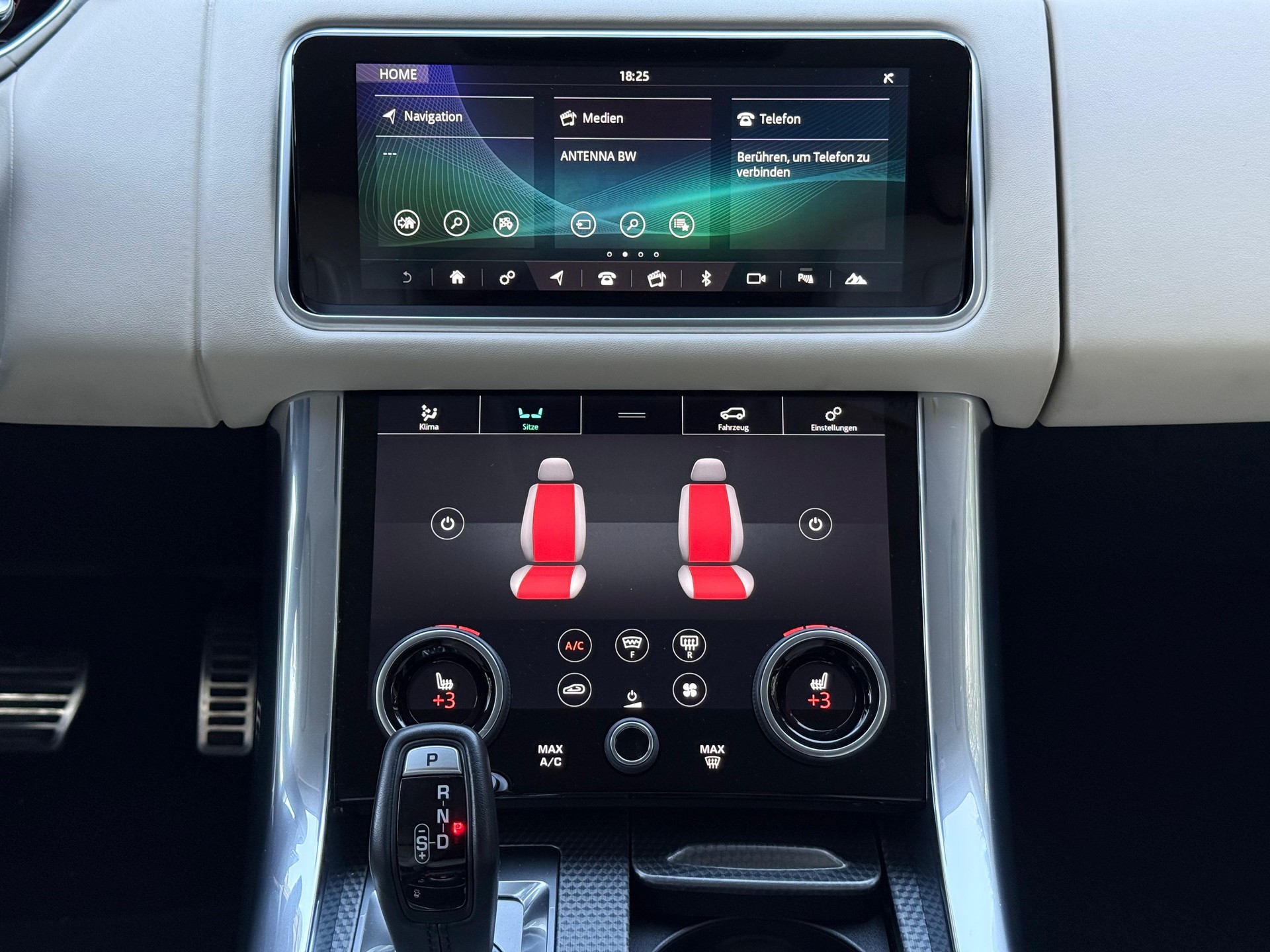 LAND ROVER Range Rover Sport 3.0 V6 S/C HSE Dynamic Automatic-image-18