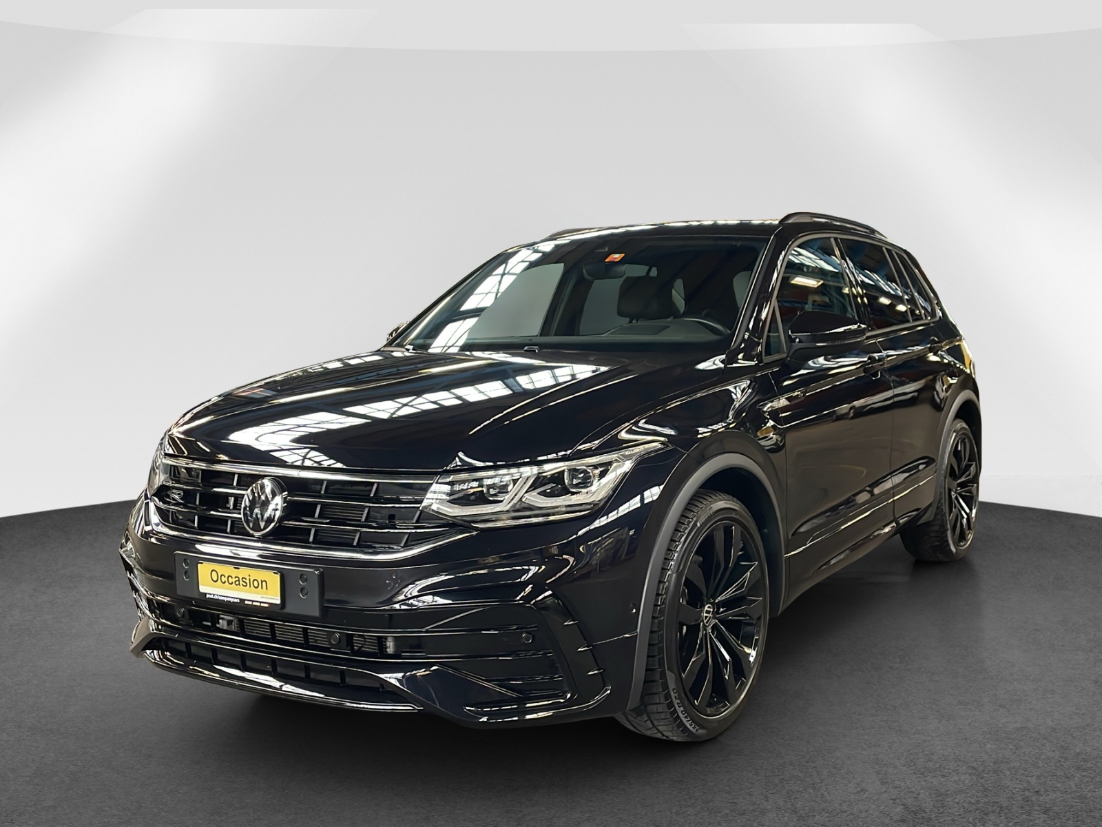 VW Tiguan 2.0 TDI SCR R-Line DSG-image-2