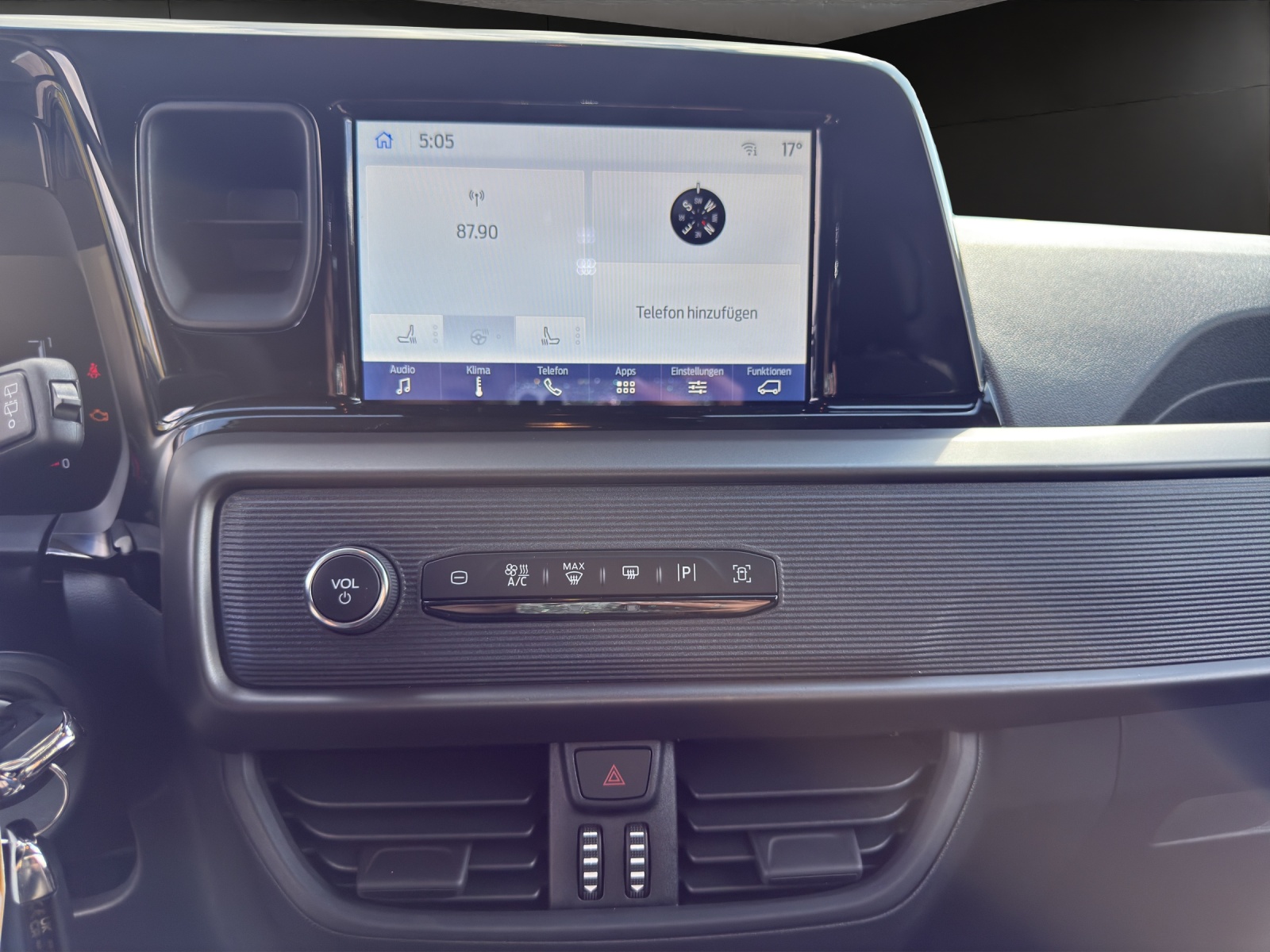 FORD Transit Courier Van 1.0 EcoBoost Trend-image-12