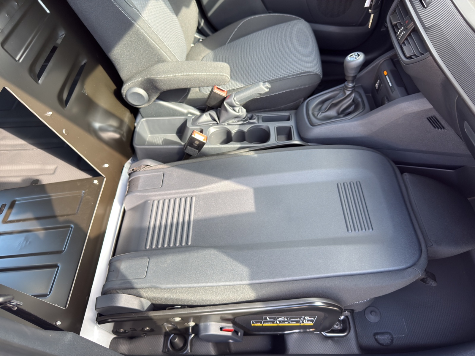 FORD Transit Courier Van 1.0 EcoBoost Trend-image-17