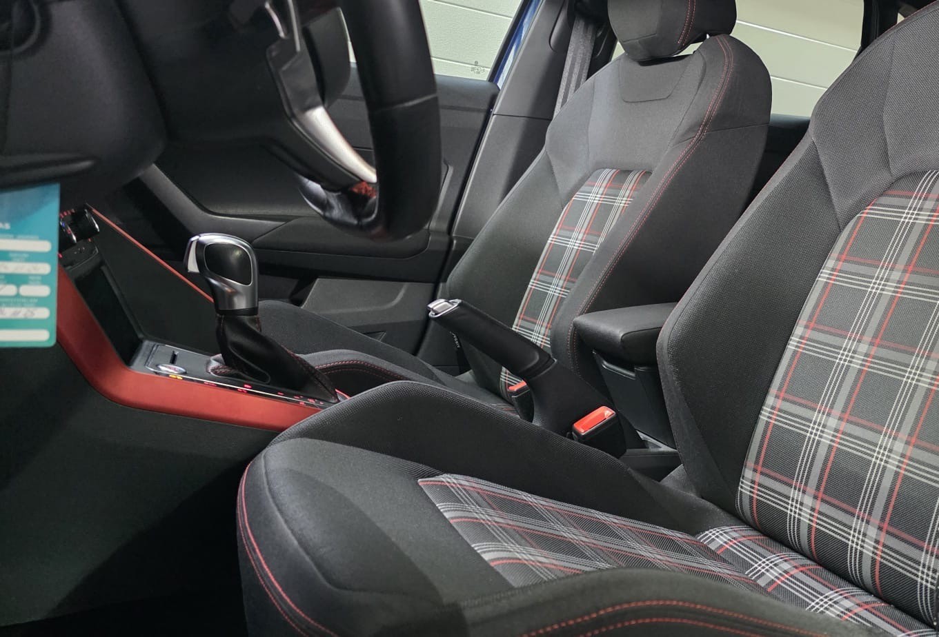 VW Polo 2.0 TSI GTI DSG *mit 251 PS *CH-Fahrzeug*-image-10