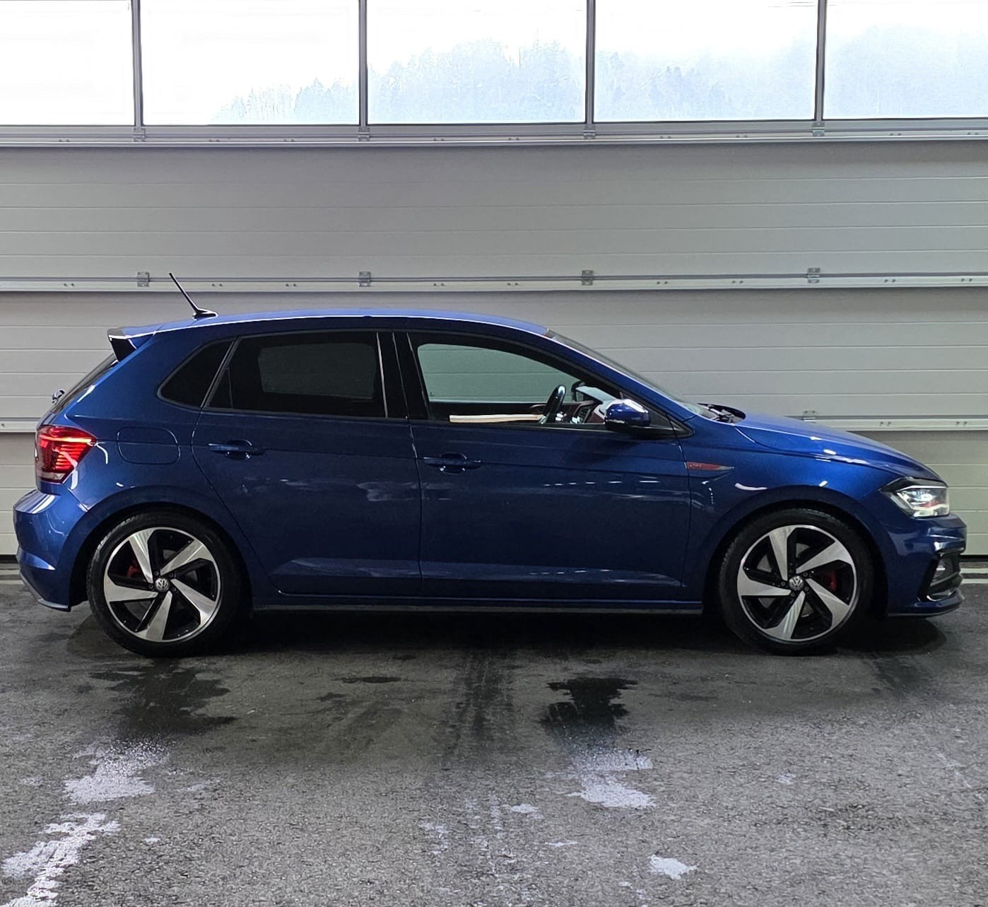 VW Polo 2.0 TSI GTI DSG *mit 251 PS *CH-Fahrzeug*-image-5