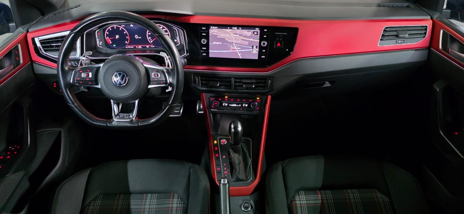 VW Polo 2.0 TSI GTI DSG *mit 251 PS *CH-Fahrzeug*-image-14