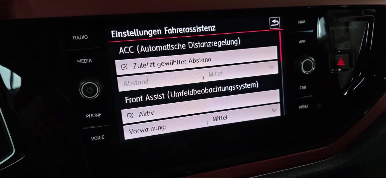 VW Polo 2.0 TSI GTI DSG *mit 251 PS *CH-Fahrzeug*-image-21