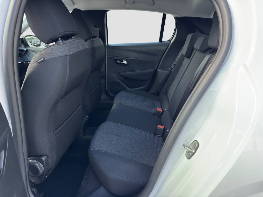PEUGEOT 208 1.2 PureTech 100 Style 50. Jahre Jubiläum-image-10