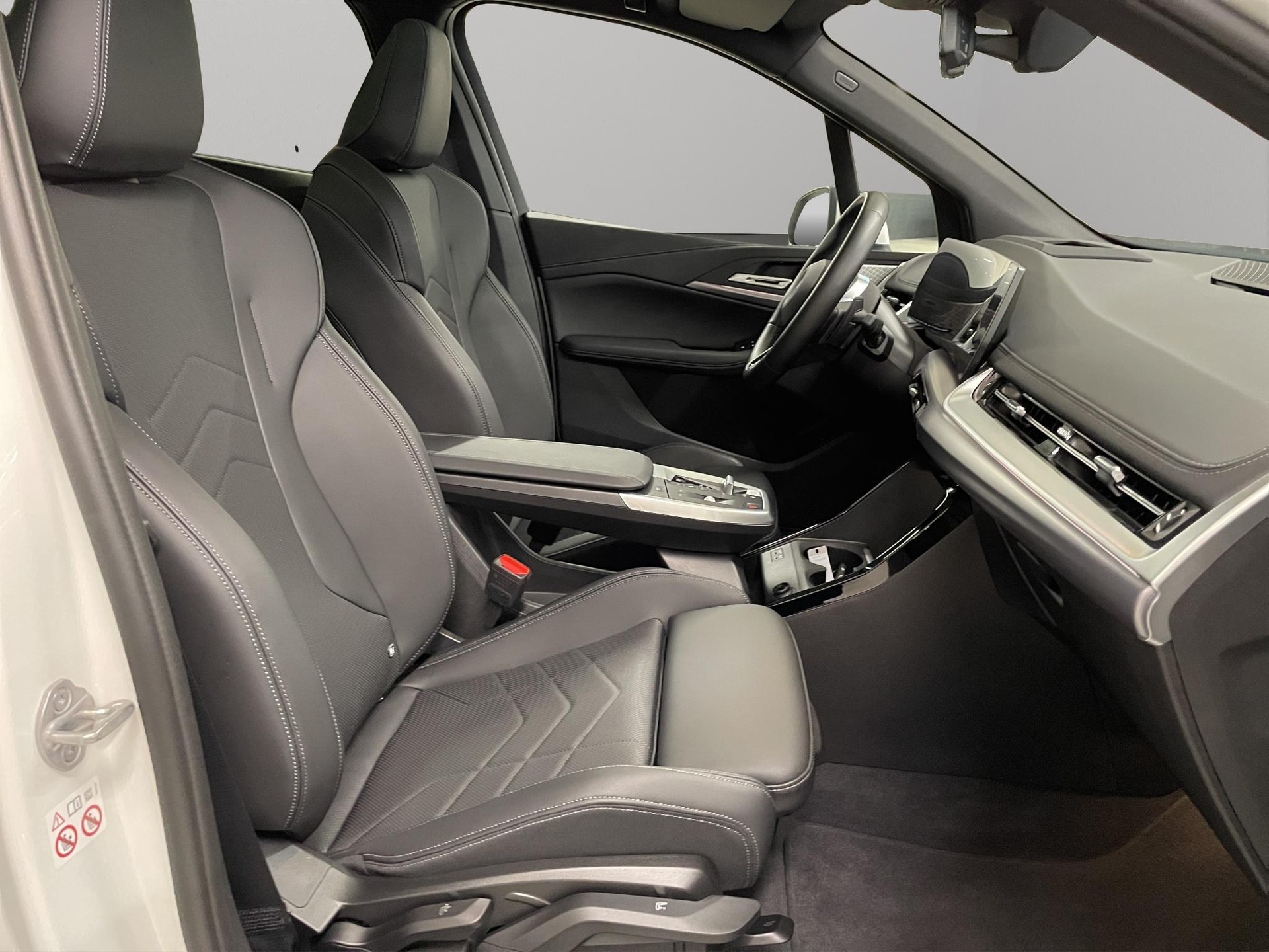 BMW 223i xDrive SDKG Active Tourer-image-15