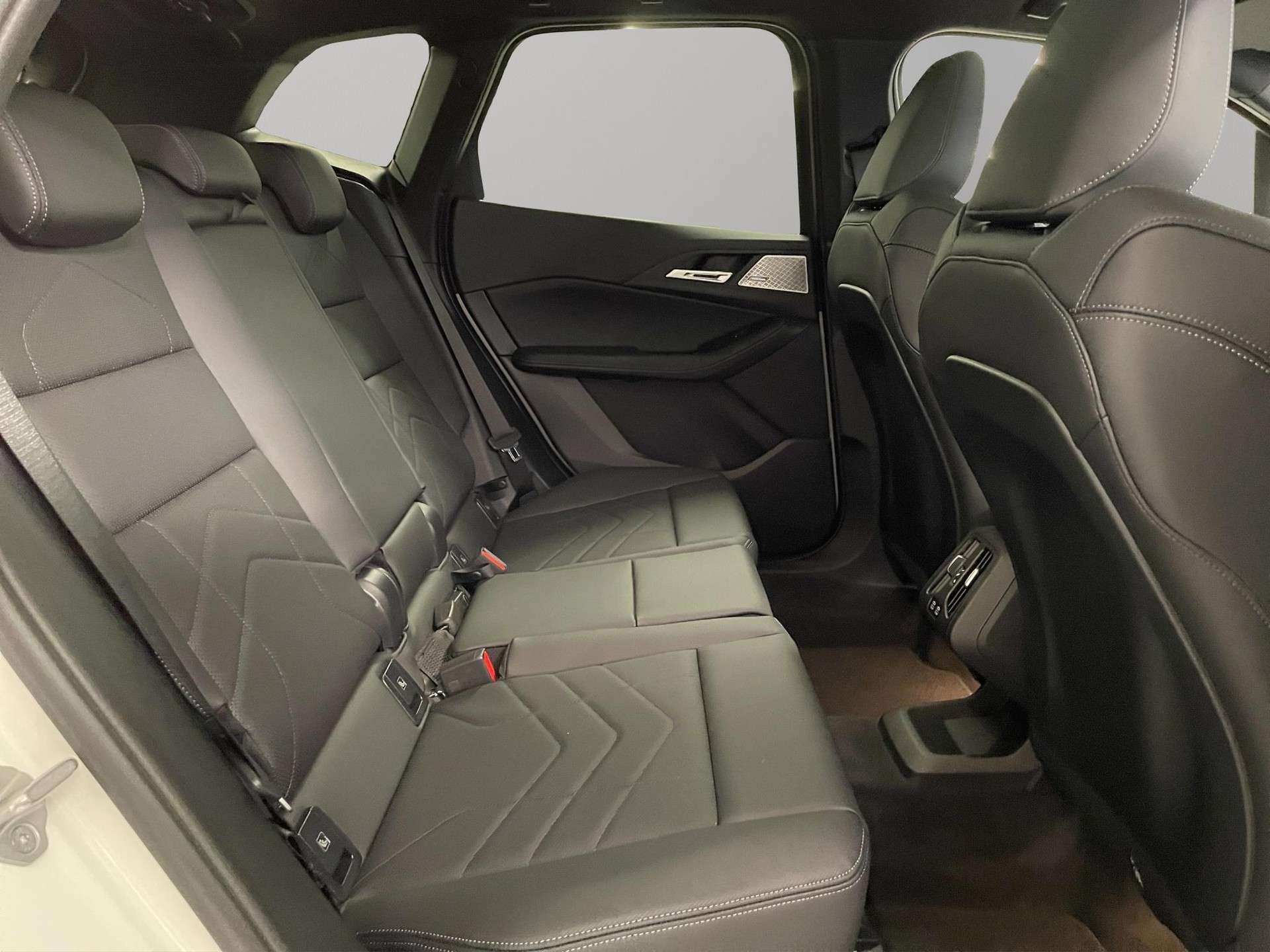 BMW 223i xDrive SDKG Active Tourer-image-17