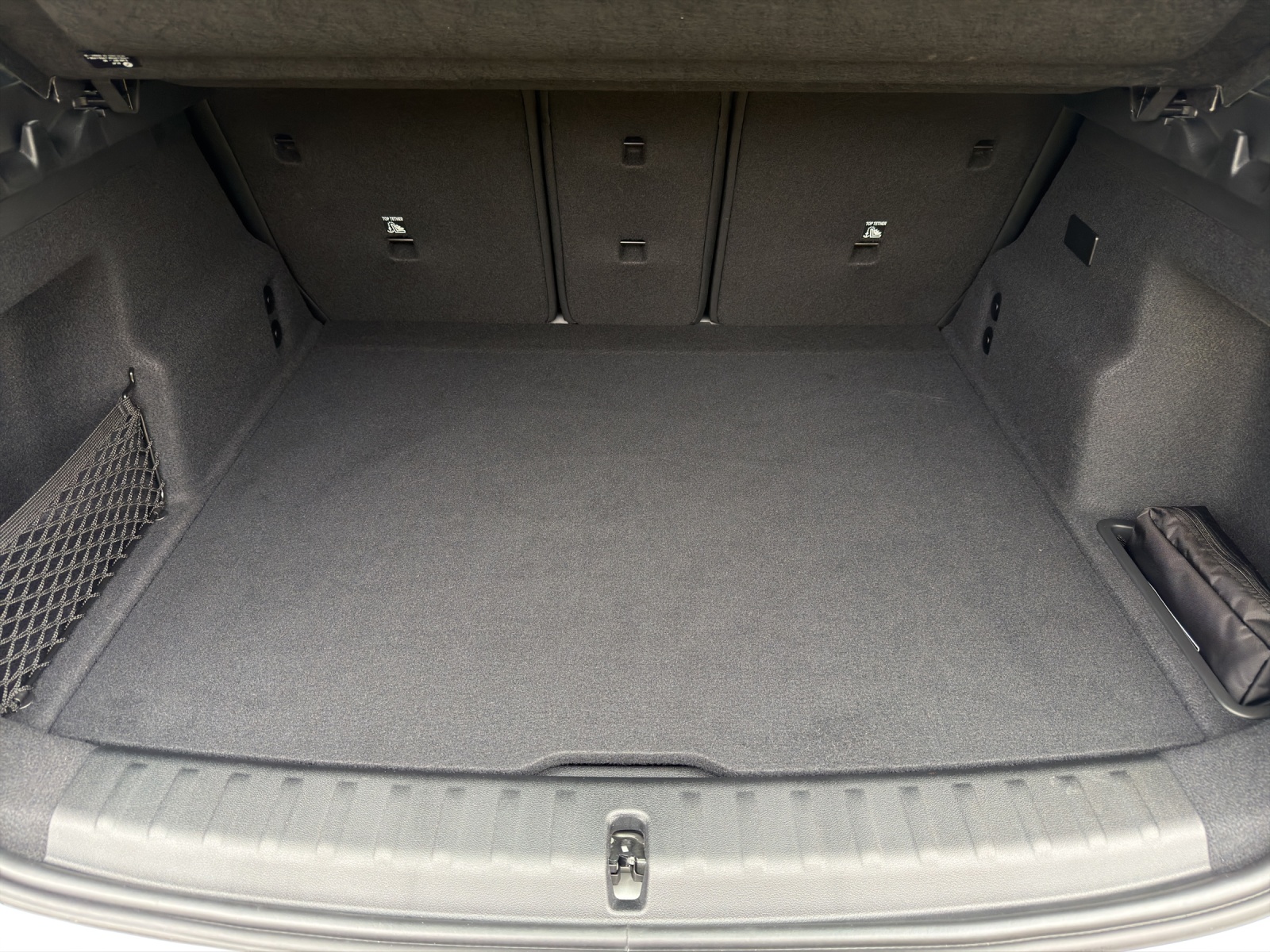 BMW X1 xDrive 30e M Sport-image-15