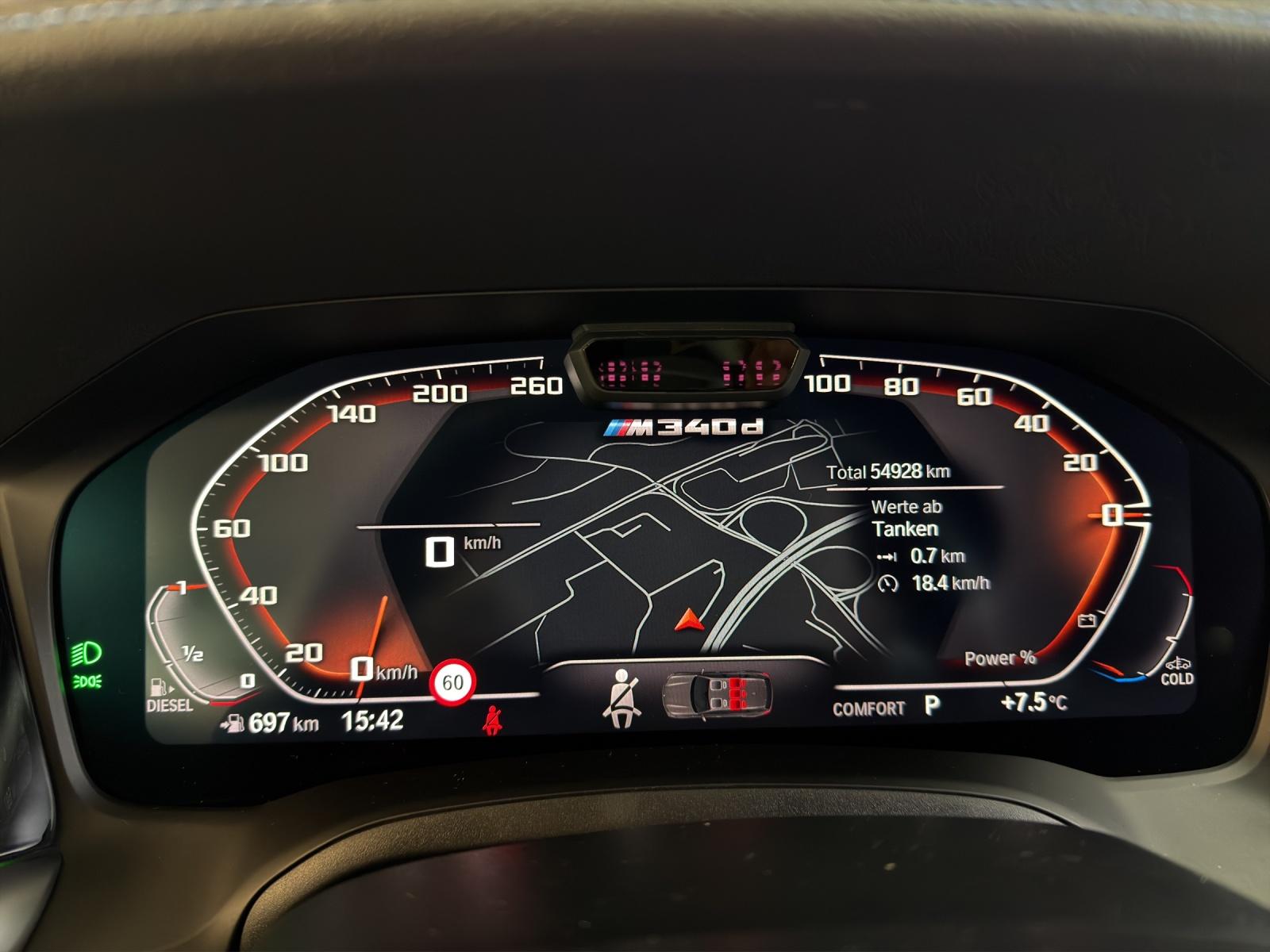BMW M340d xDrive Touring-image-19