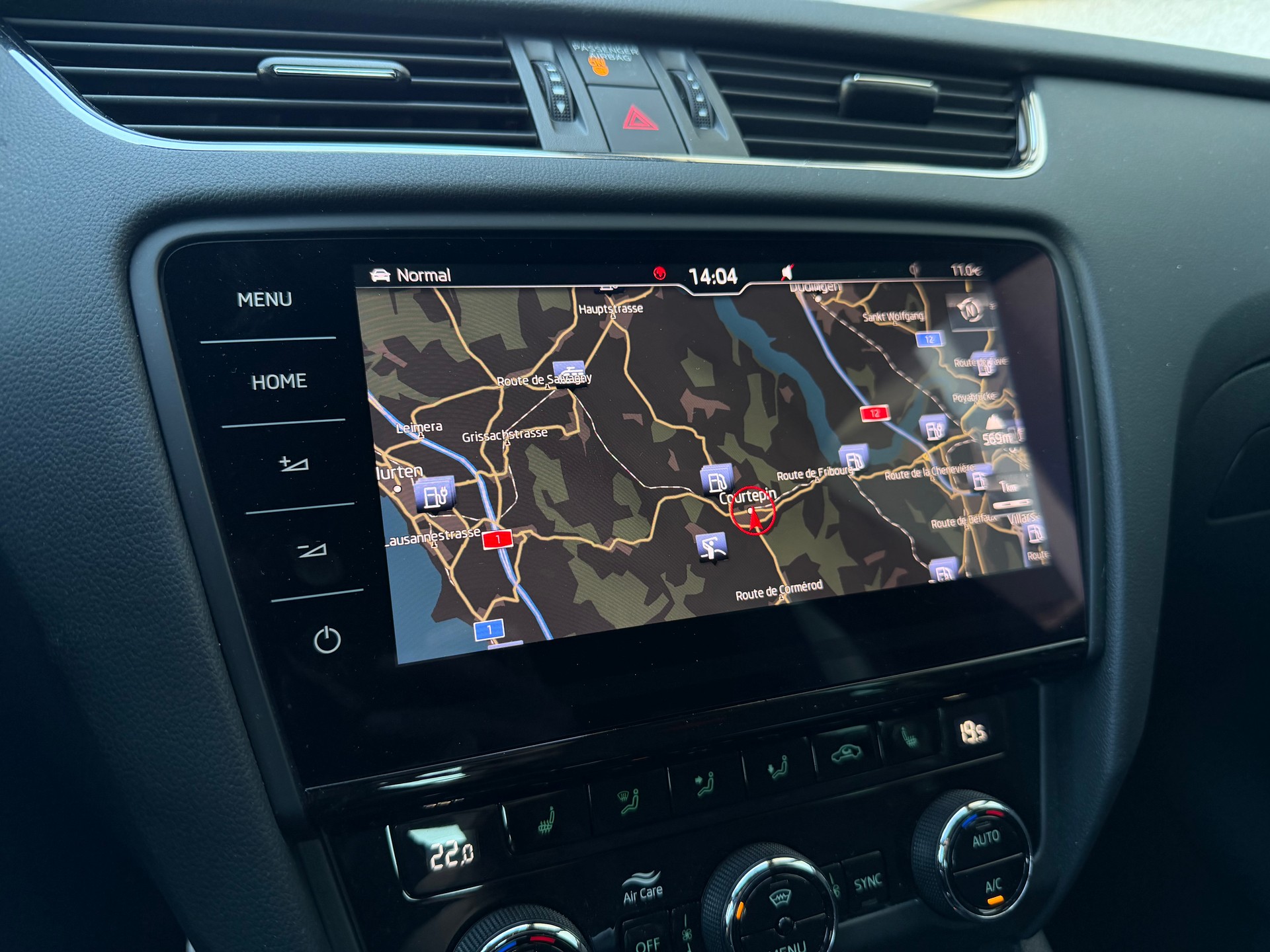 SKODA Octavia Combi 2.0 TSI RS-image-9