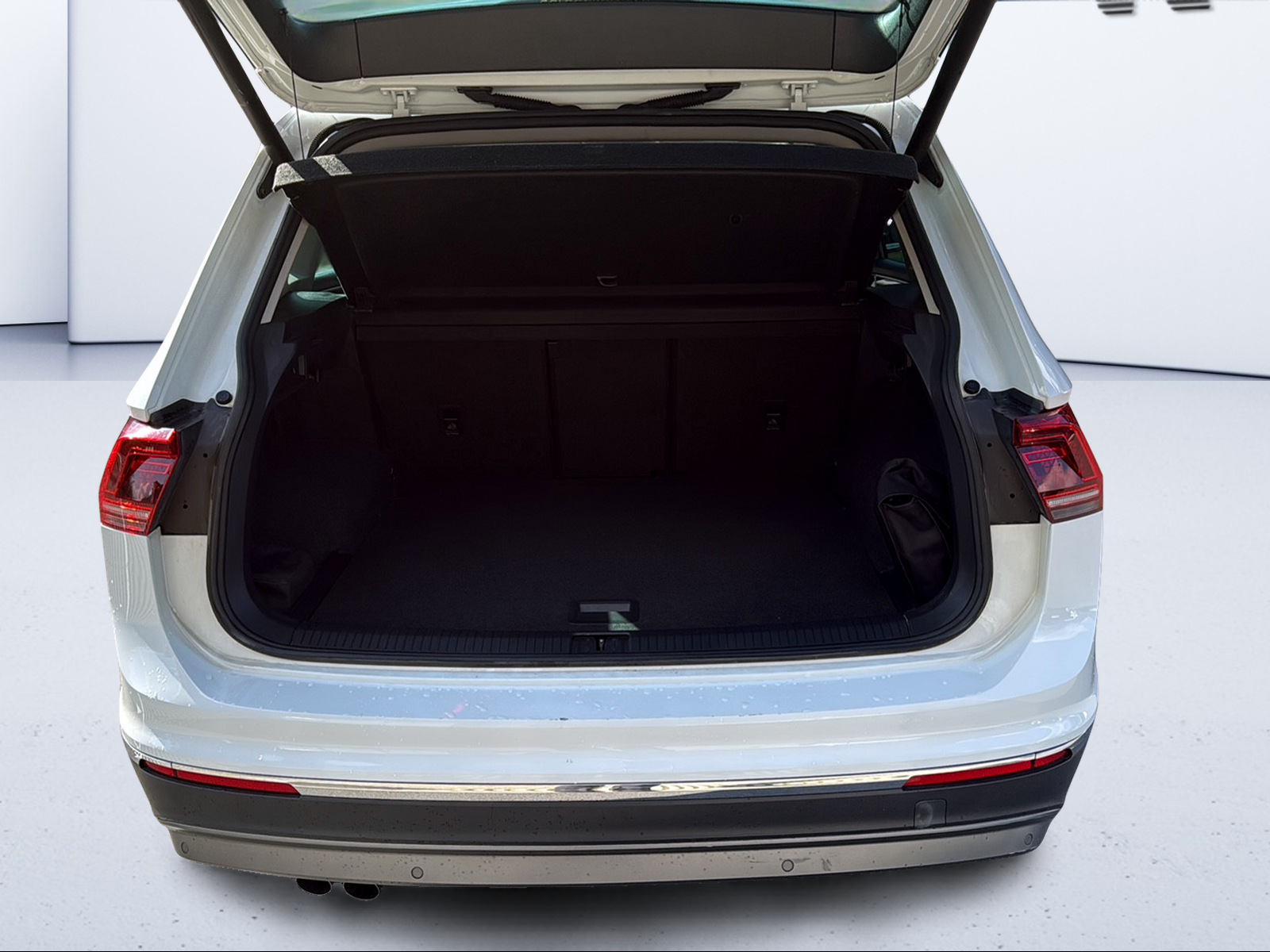 VW Tiguan 2.0 TDI SCR Highline4Motion DSG-image-8