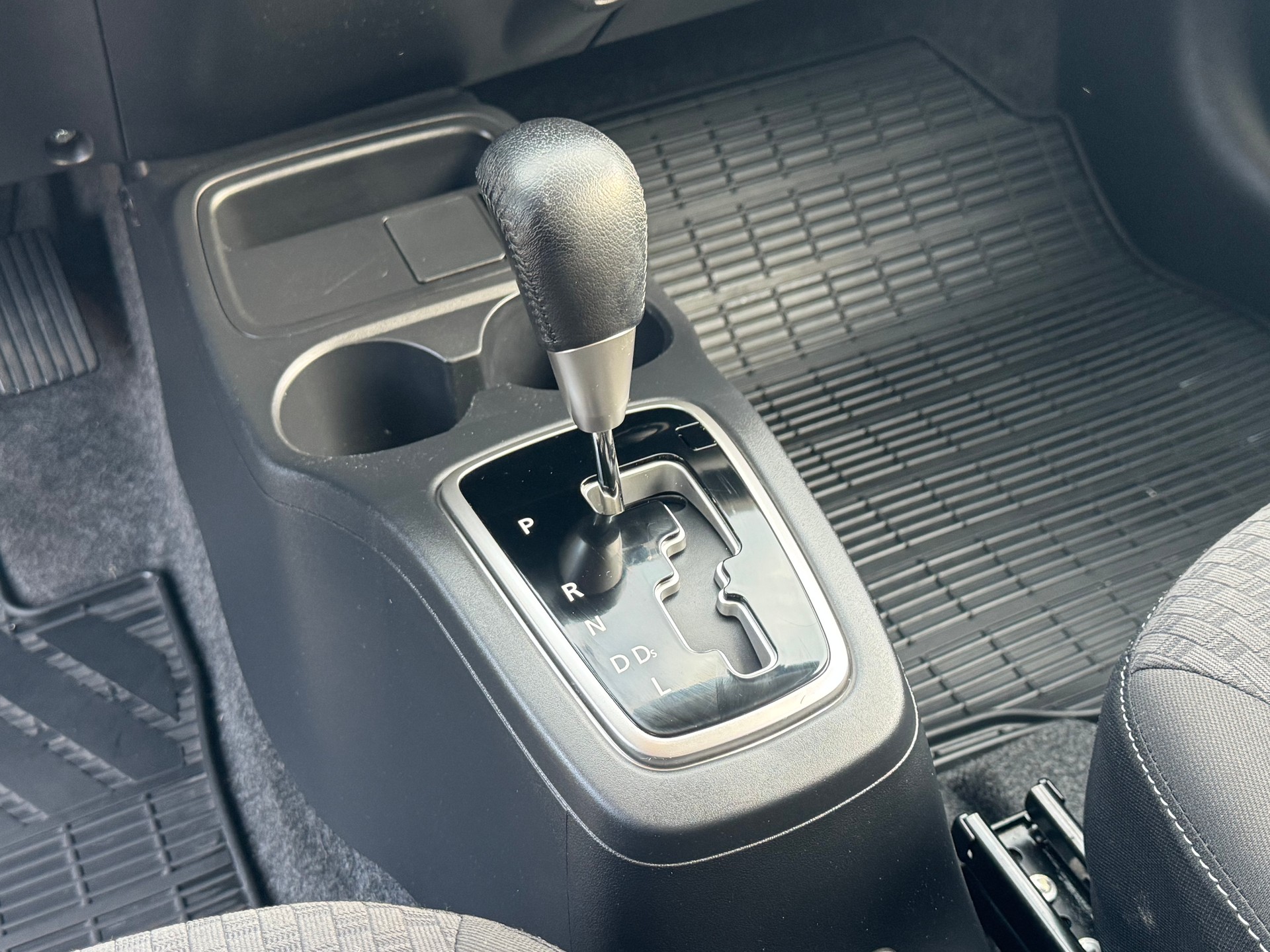 MITSUBISHI Space Star 1.2 Style CVT-image-11
