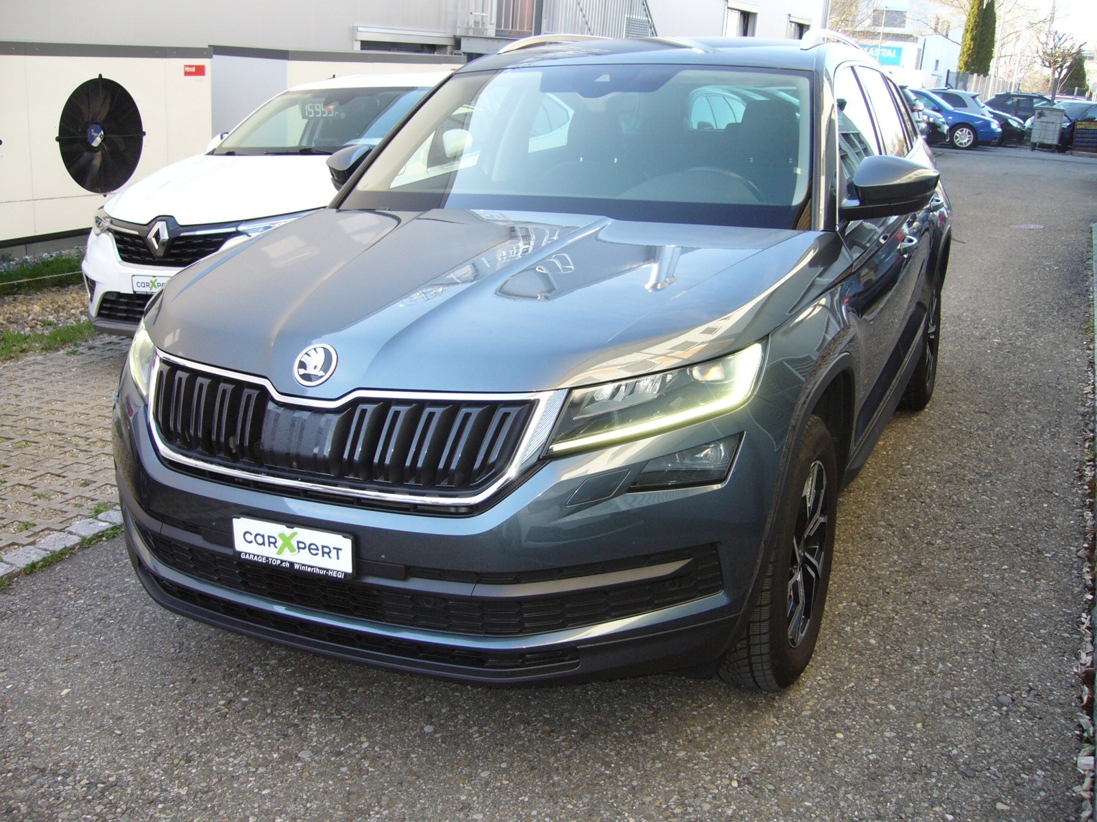 SKODA Kodiaq 2.0 TSI Style DSG 4x4-showroom-element-1