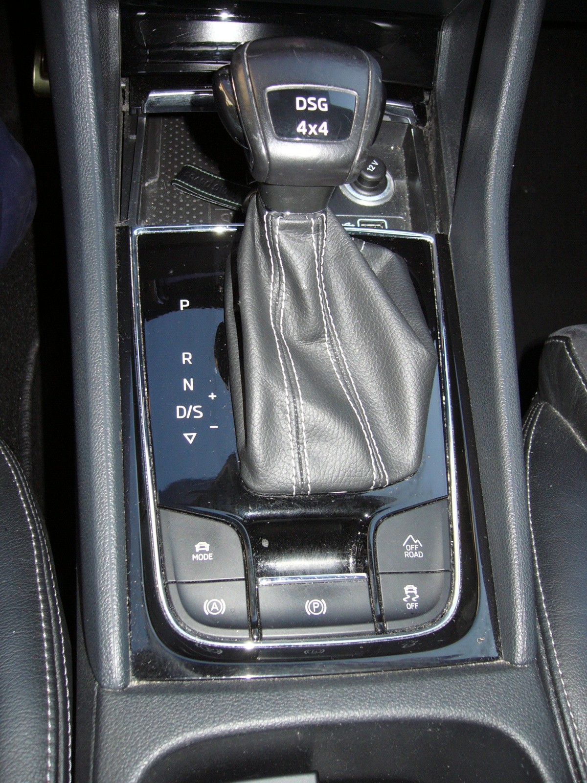 SKODA Kodiaq 2.0 TSI Style DSG 4x4-image-12