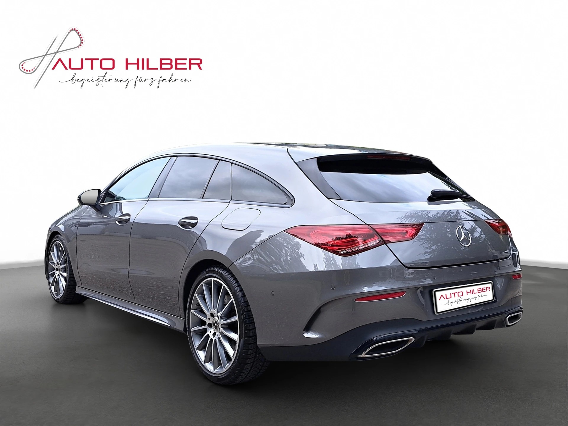 MERCEDES-BENZ CLA Shooting Brake 220 7G-DCT AMG Line-image-4