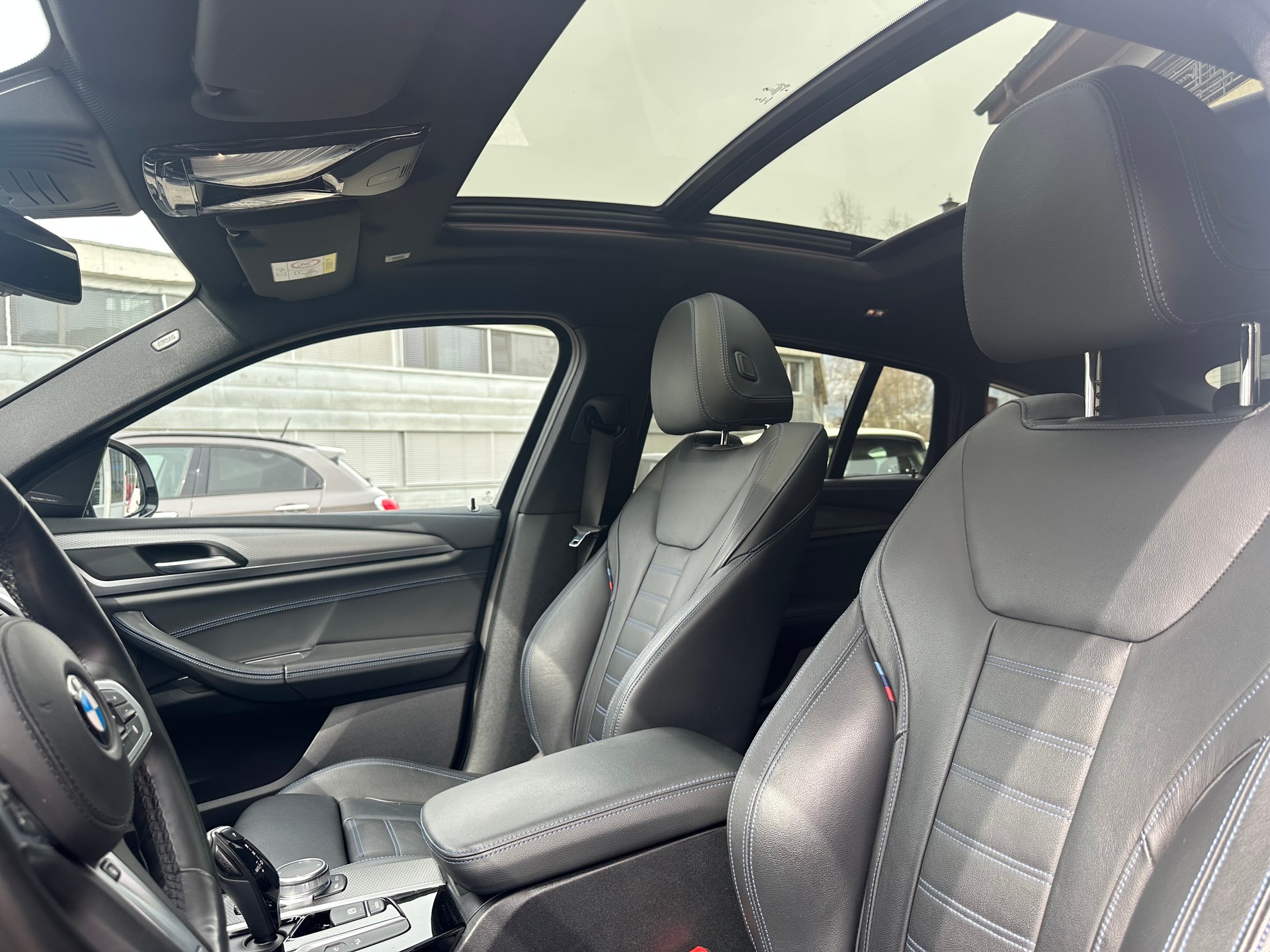 BMW X4 M40i Steptronic-image-12