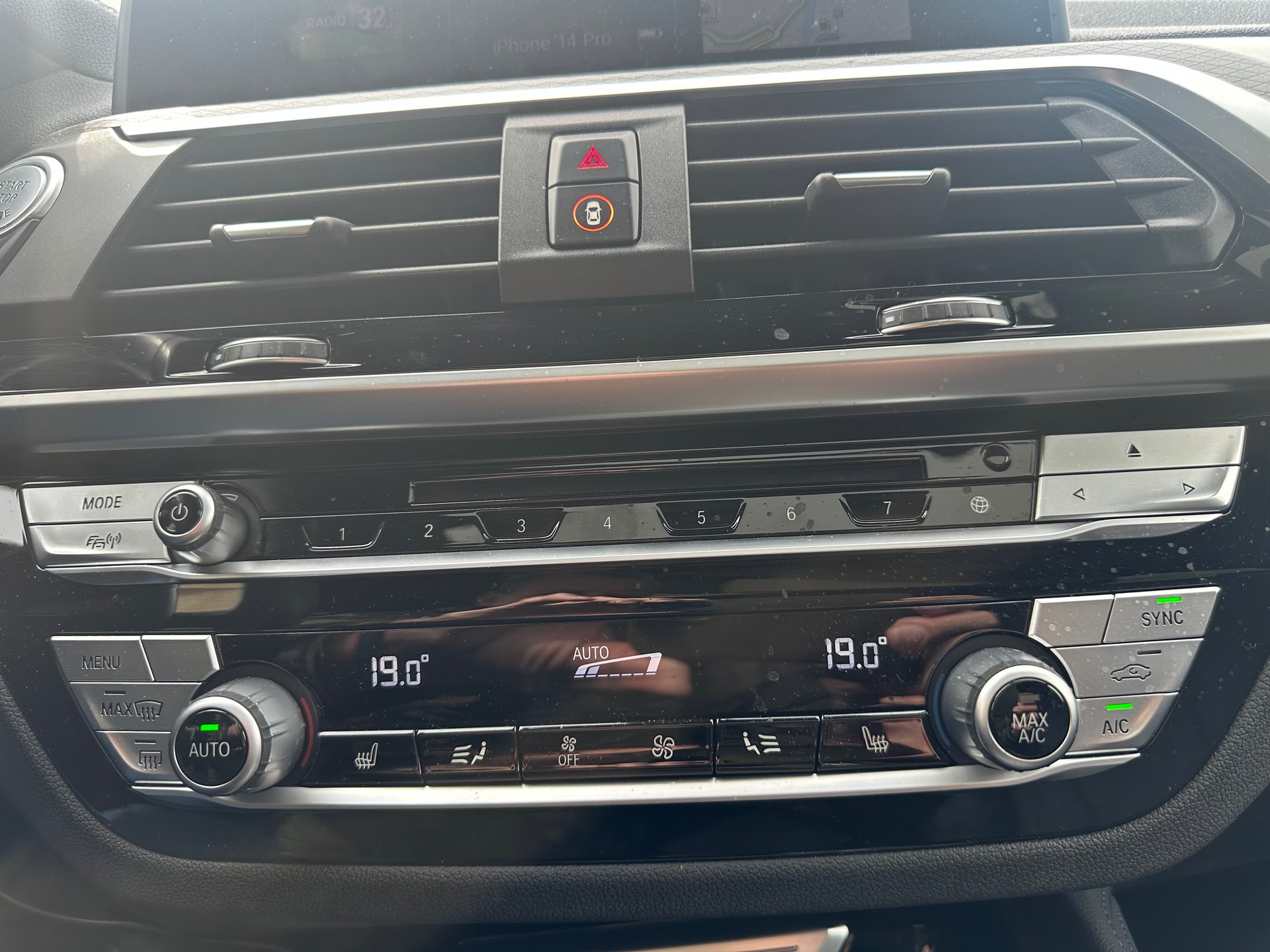 BMW X4 M40i Steptronic-image-11