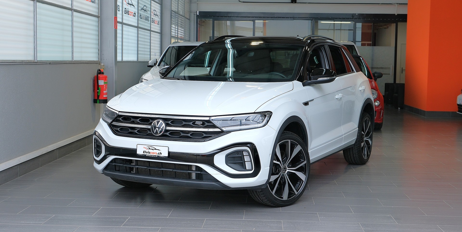VW T-Roc 1.5 TSI EVO R-Line Black Style DSG-image-0