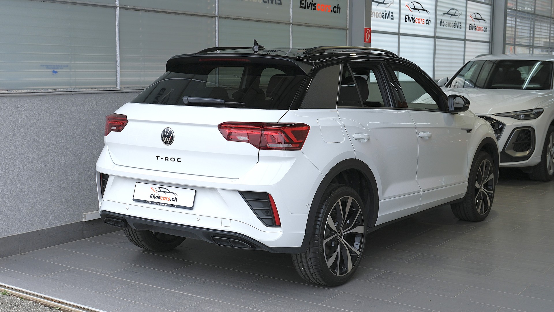 VW T-Roc 1.5 TSI EVO R-Line Black Style DSG-image-22