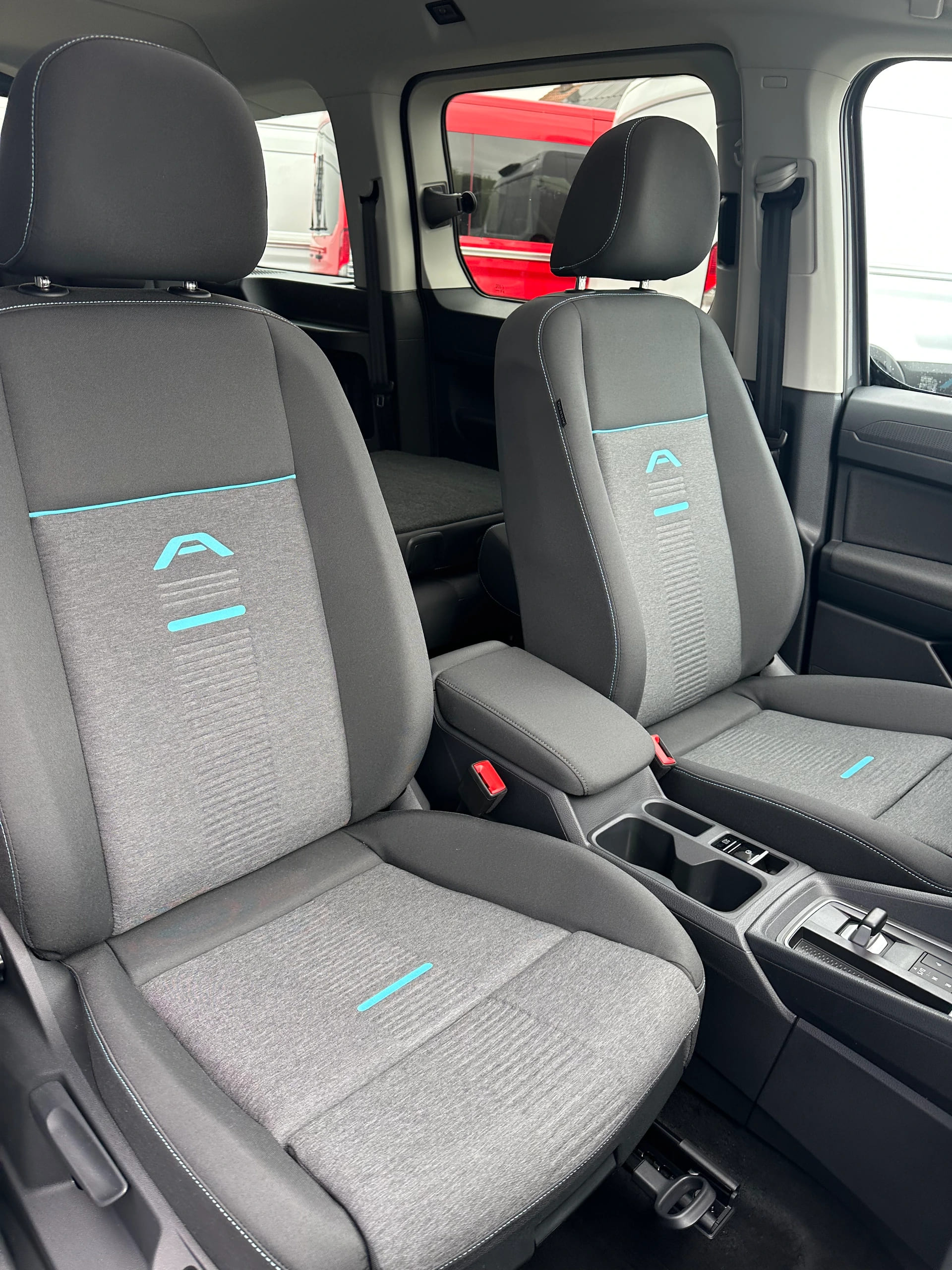 FORD TOURNEO CONNECT Grand 1.5 EcoB PHEV/Active/150CV-image-15