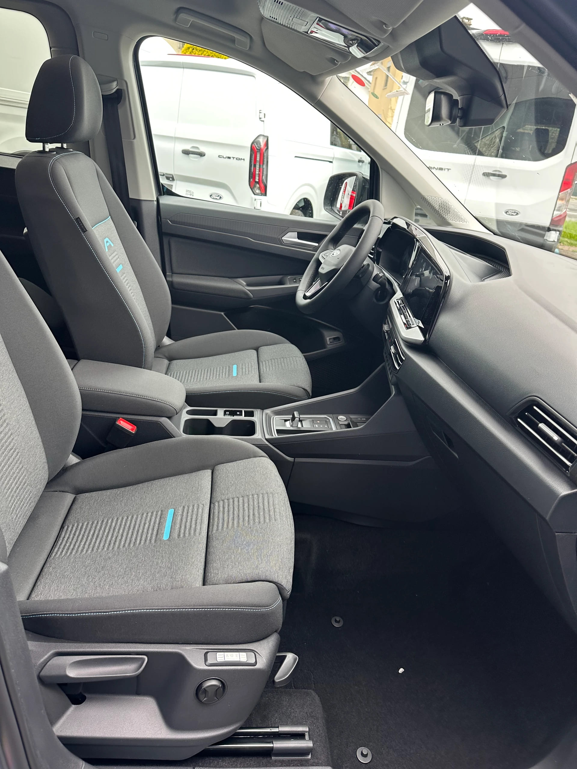 FORD TOURNEO CONNECT Grand 1.5 EcoB PHEV/Active/150CV-image-14